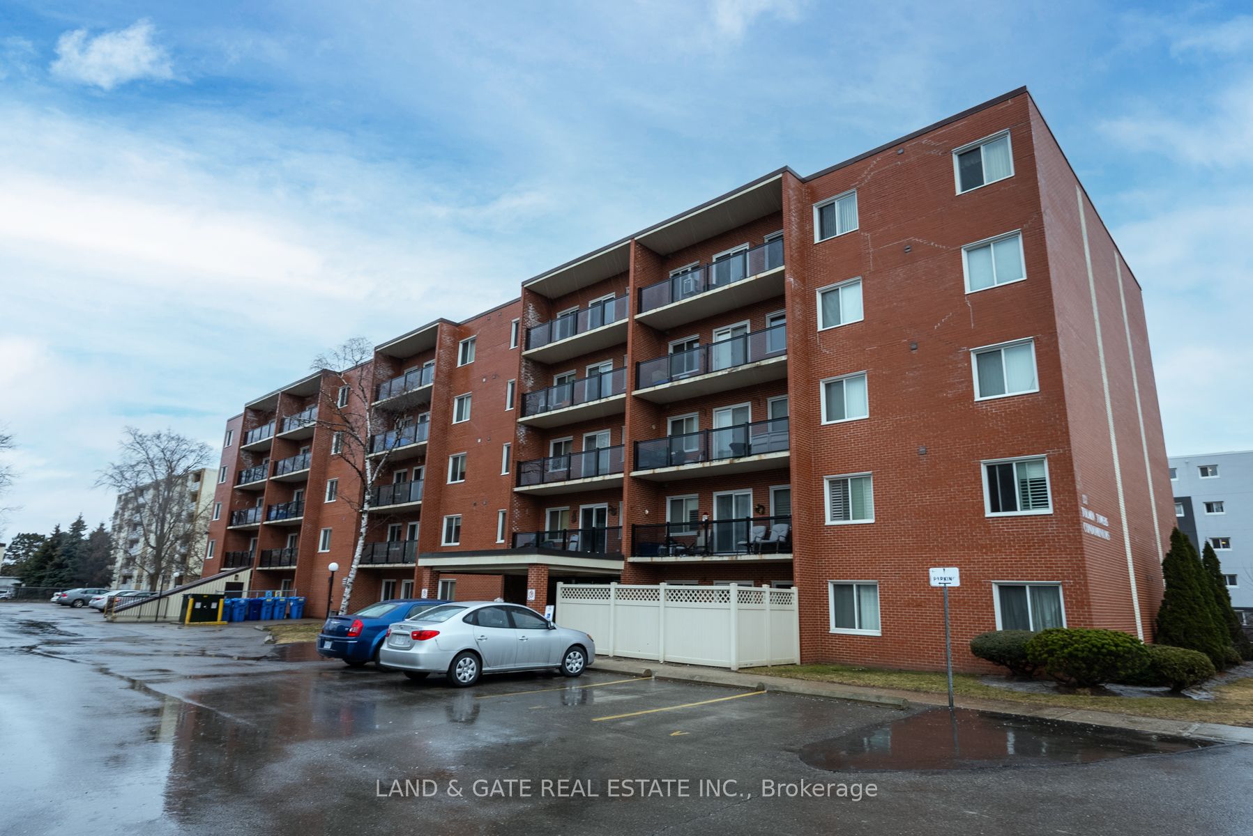 131 Taunton Road E #201