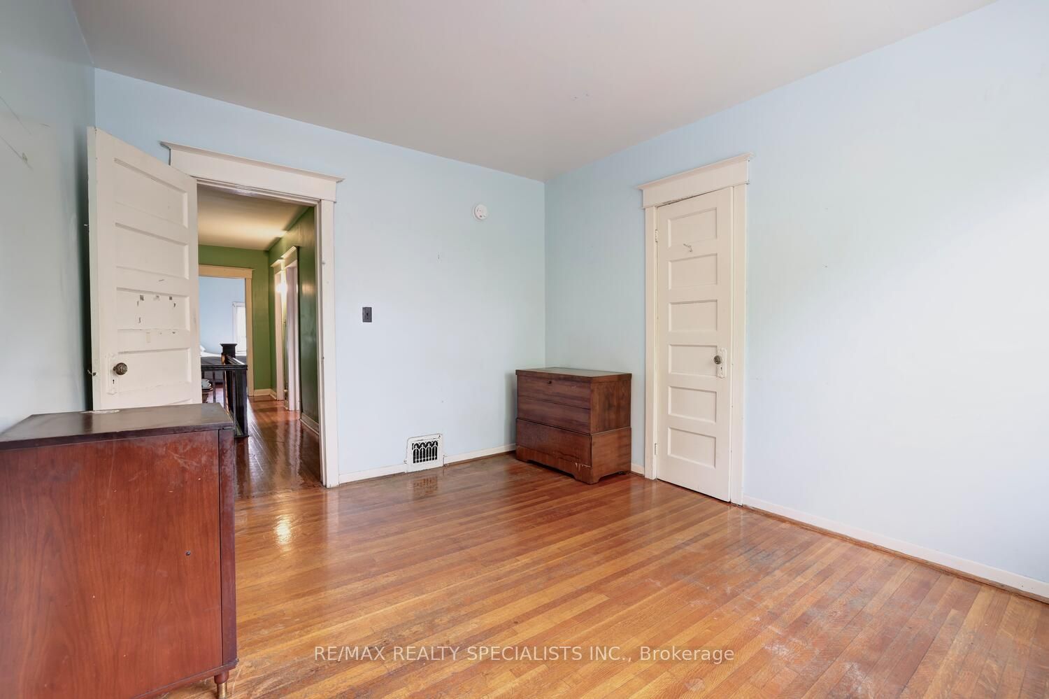 898 Greenwood Avenue