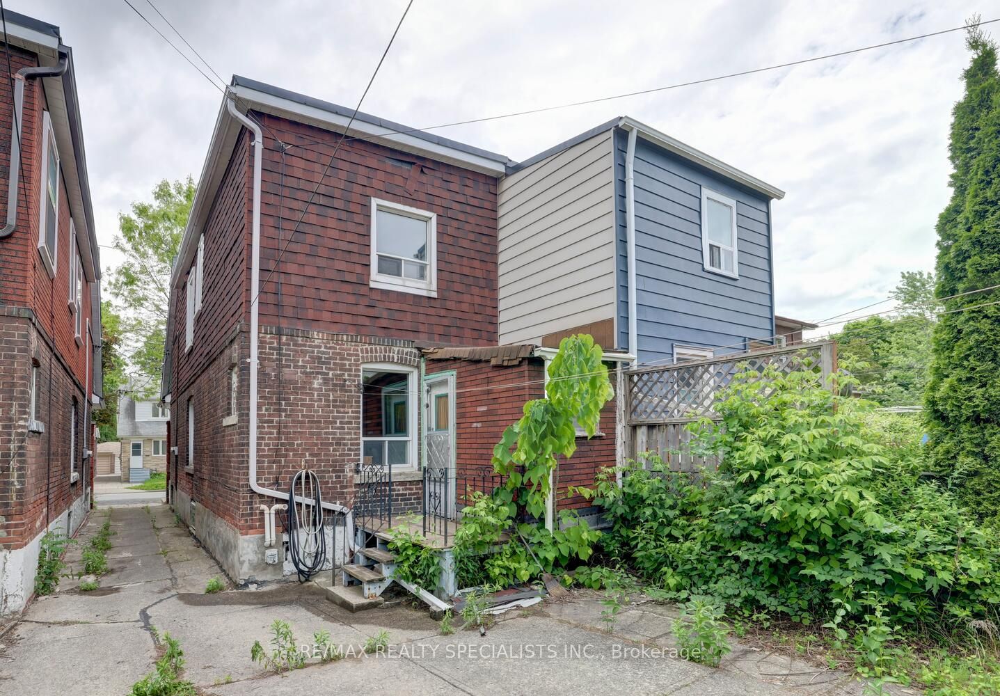 898 Greenwood Avenue