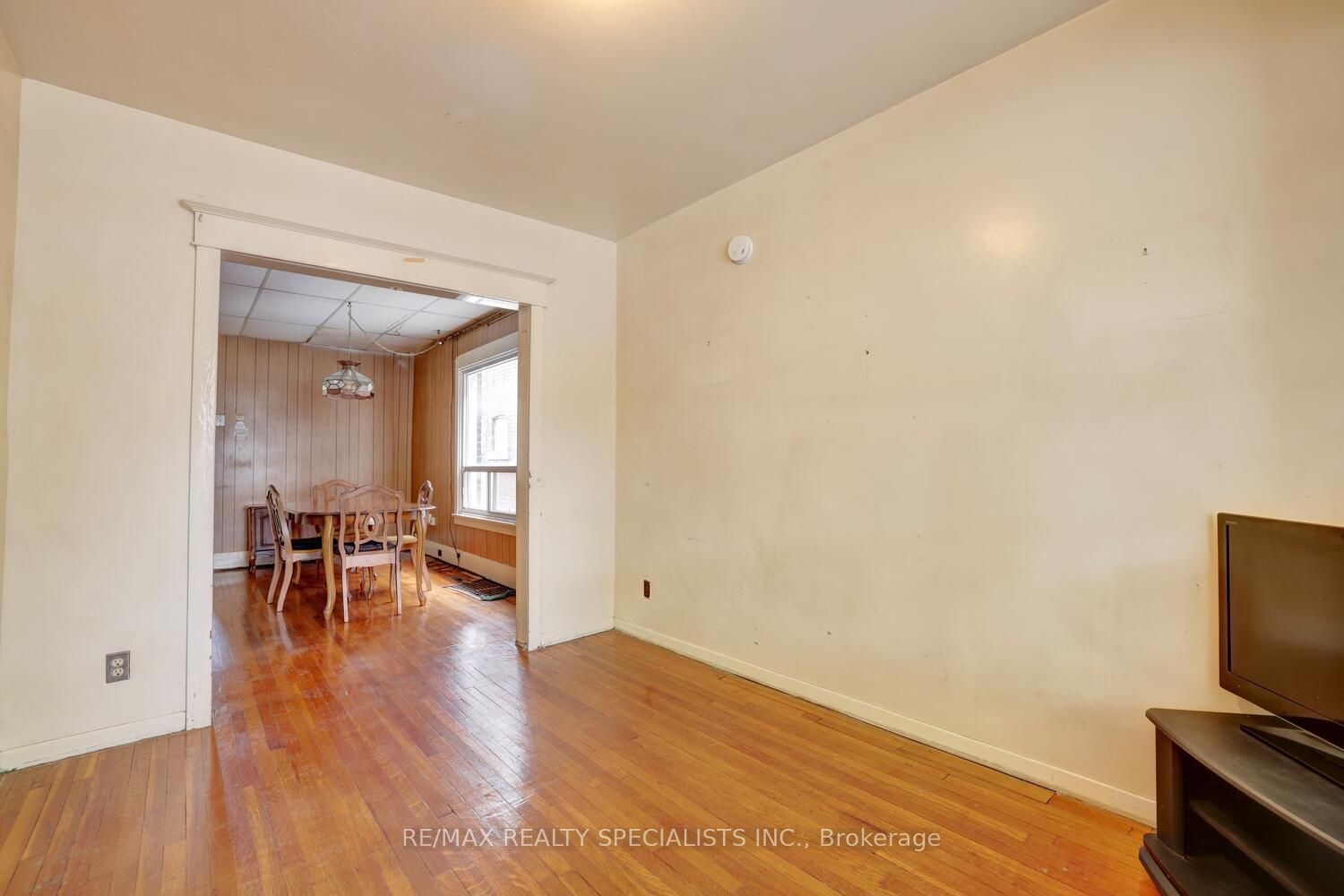 898 Greenwood Avenue