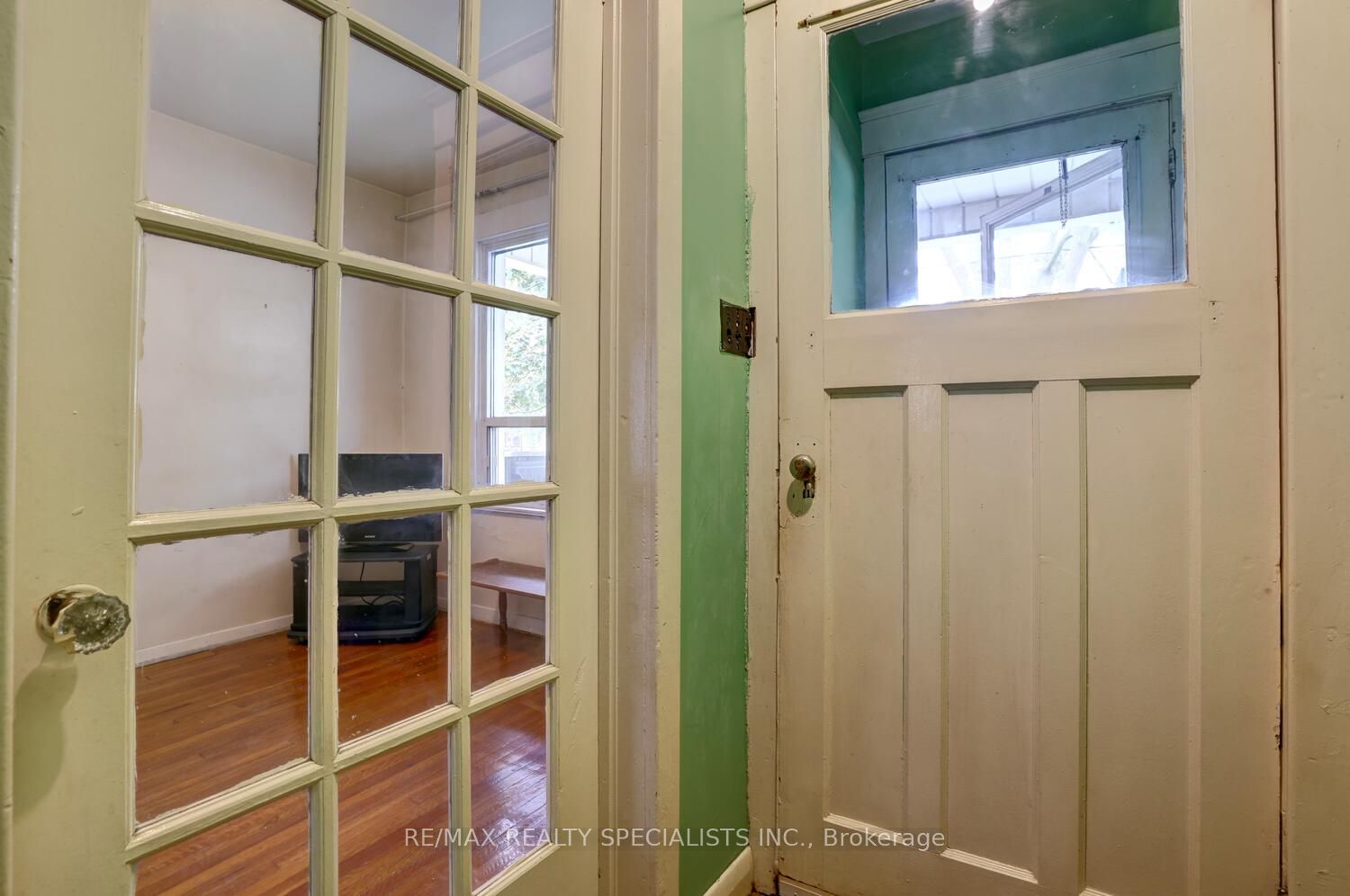 898 Greenwood Avenue