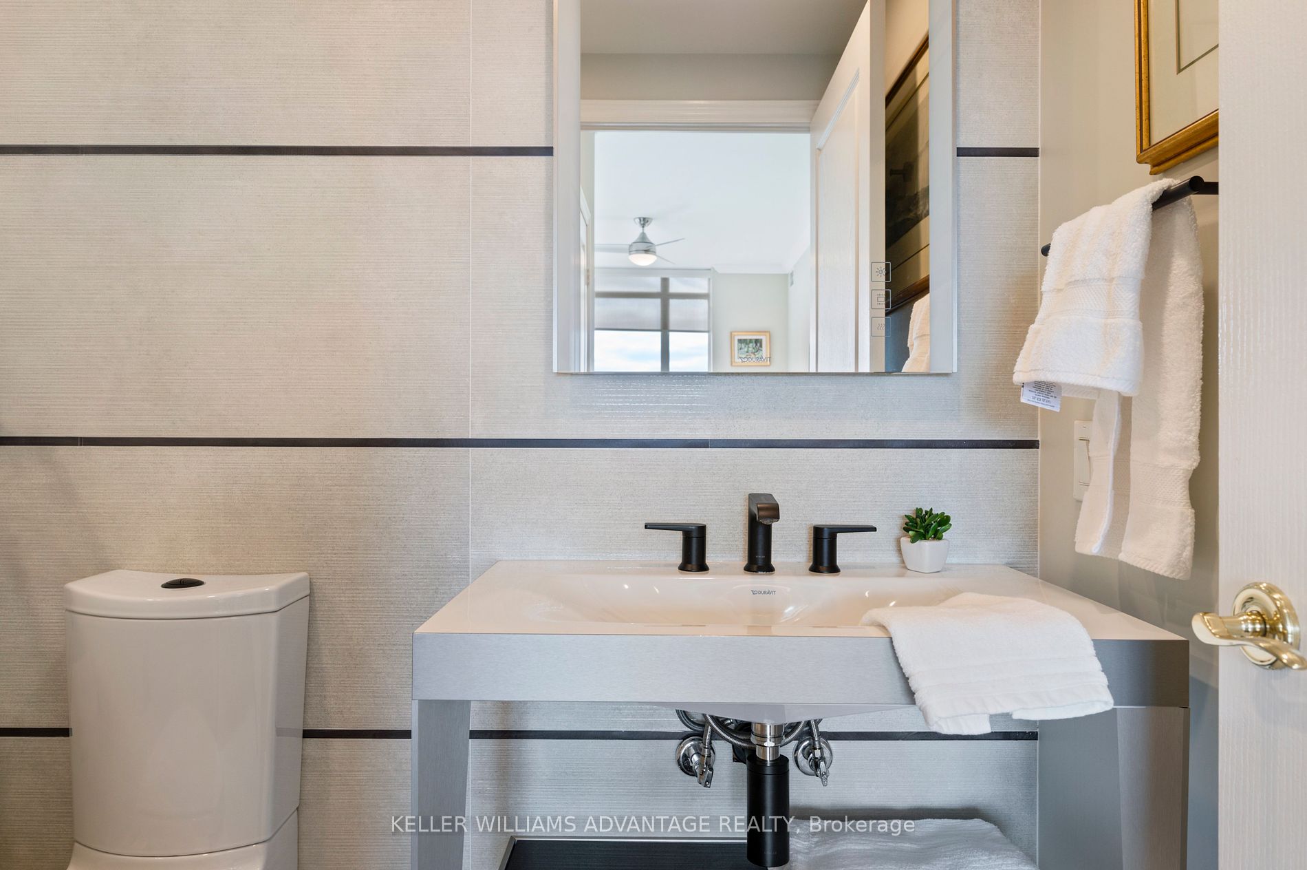 9 Boardwalk Drive #321