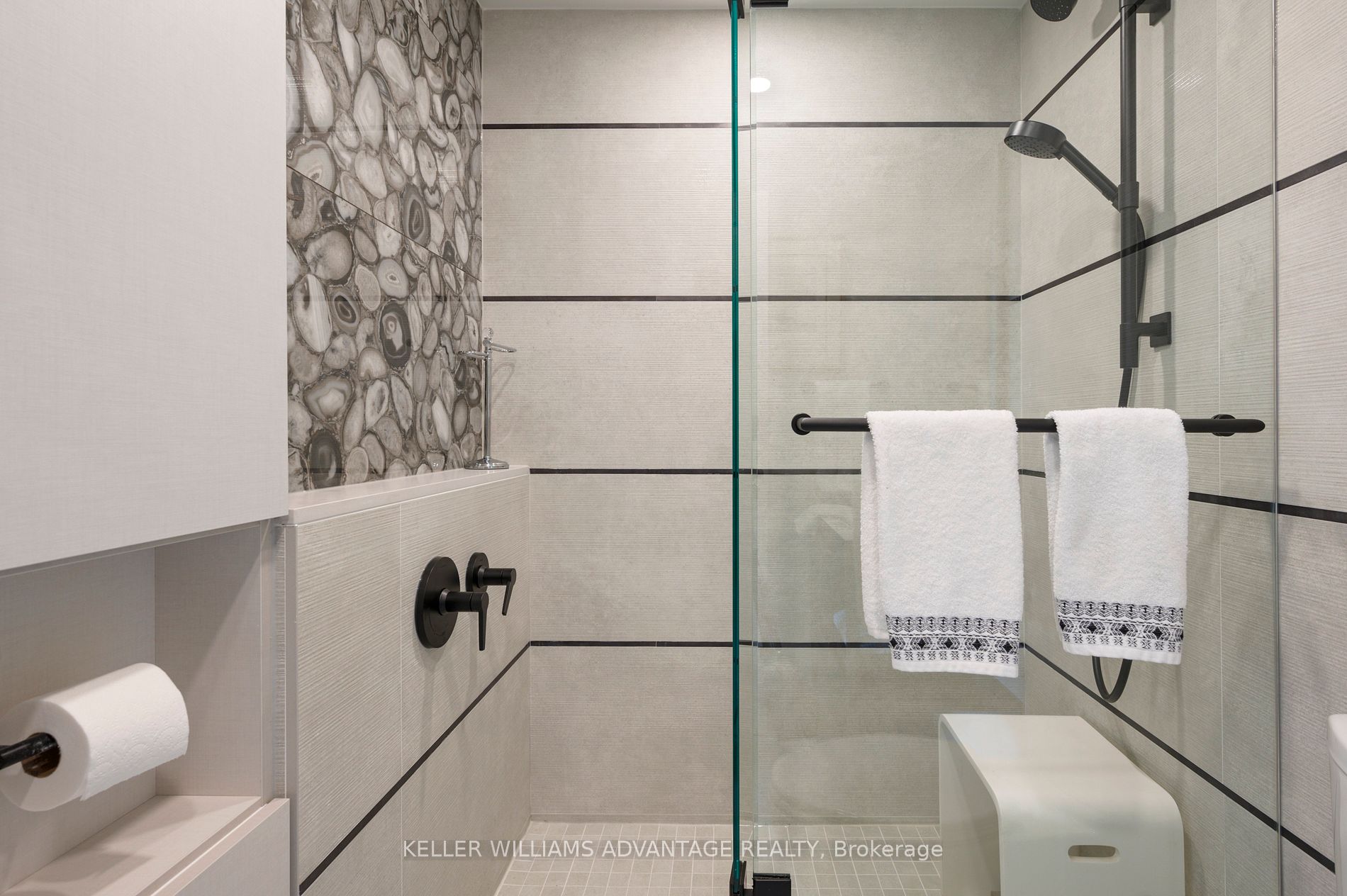 9 Boardwalk Drive #321