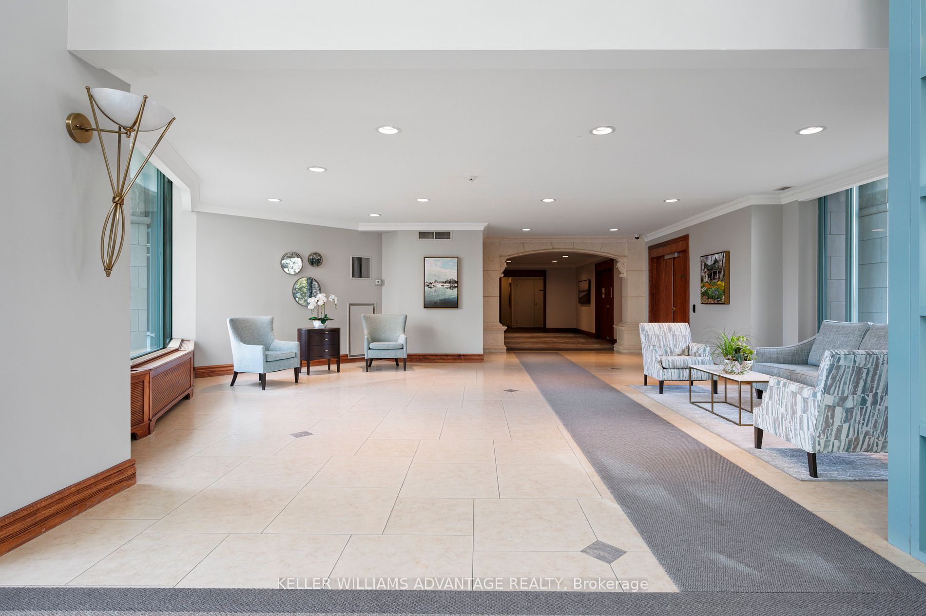 9 Boardwalk Drive #321