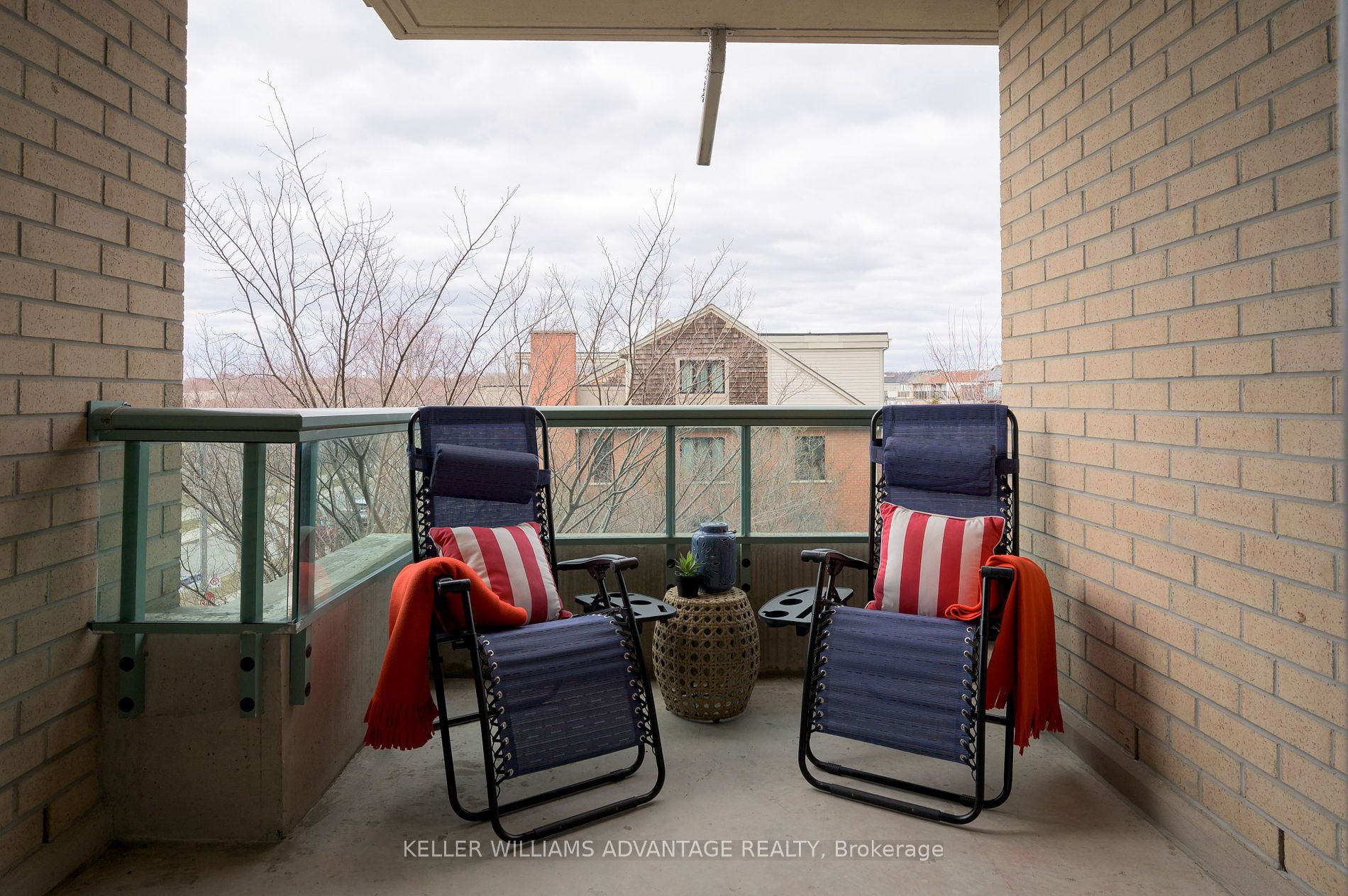 9 Boardwalk Drive #321