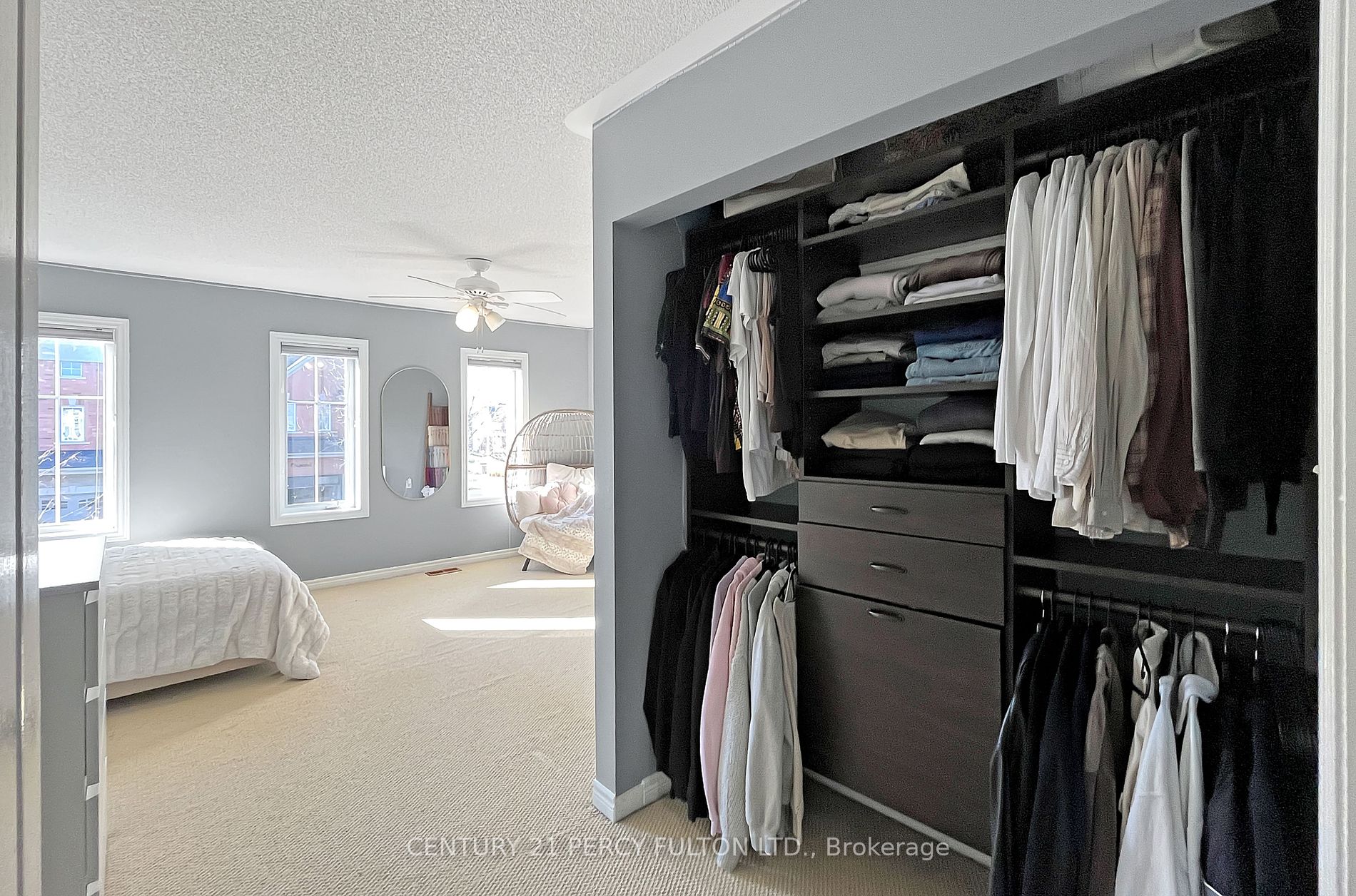 81 Ryder Cres