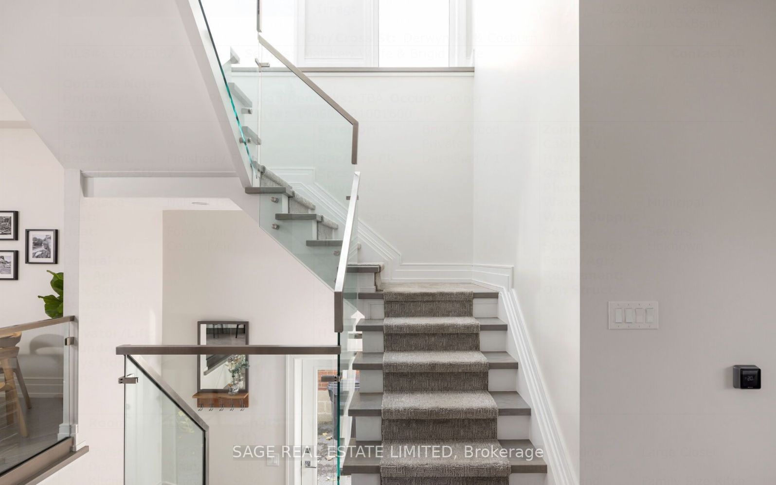 65 Derwyn Road