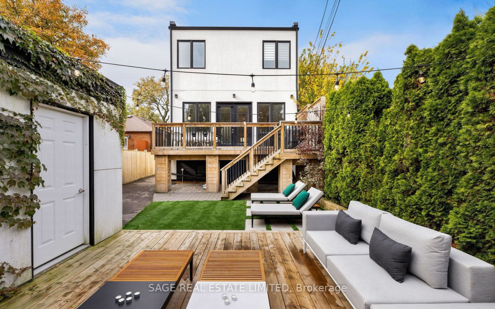 65 Derwyn Road