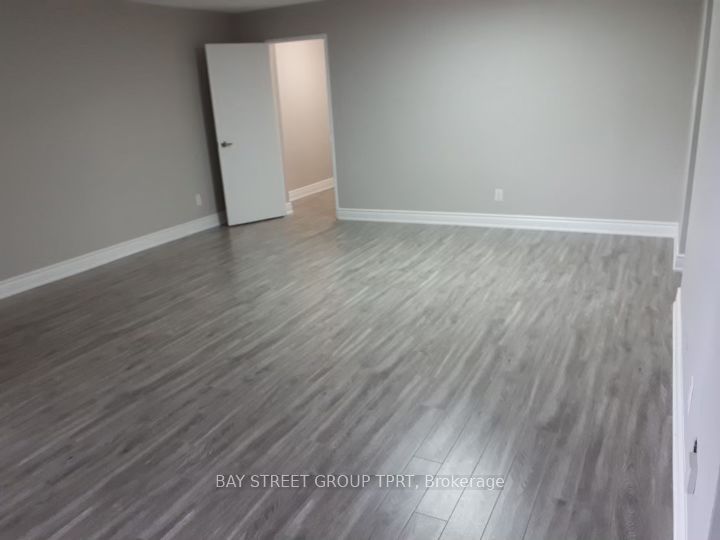 180 Markham Road, #207