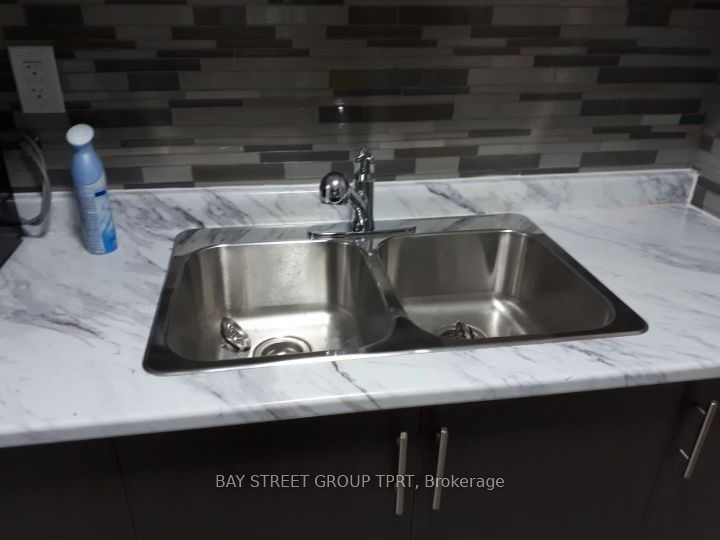 180 Markham Road, #207