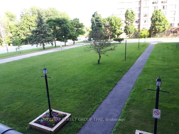 180 Markham Road, #207
