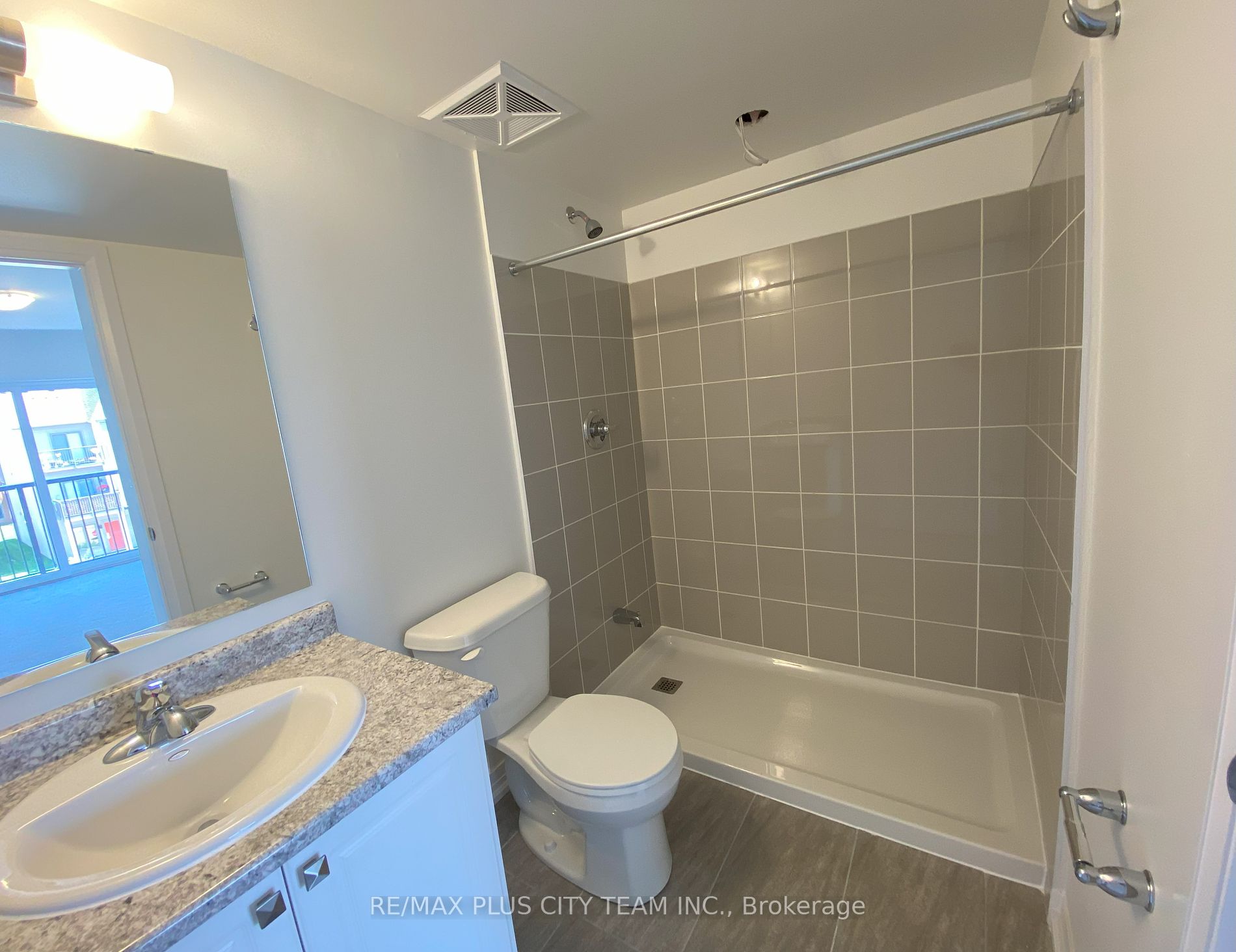 2635 William Jackson Drive, #815