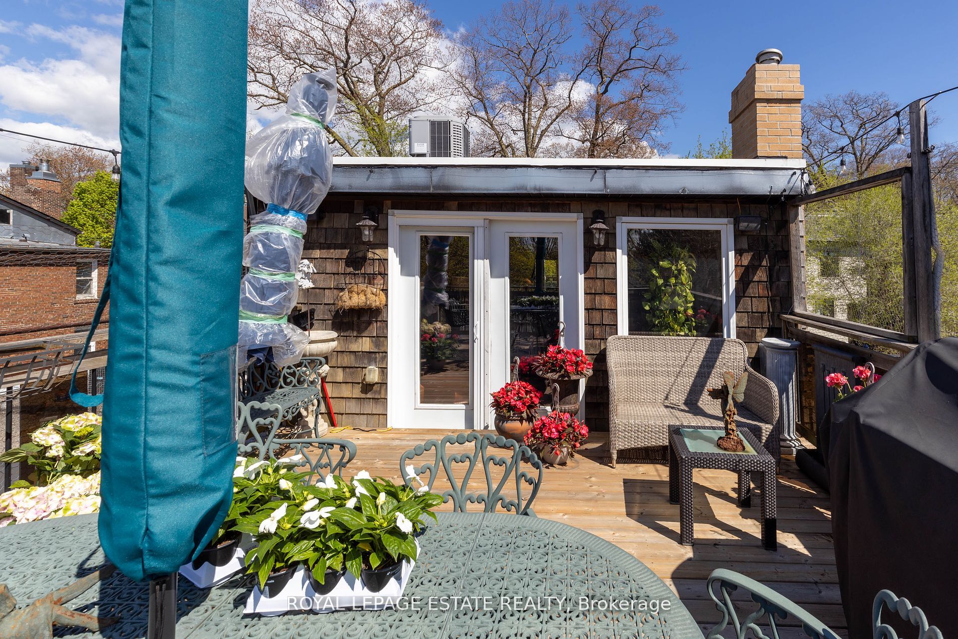 2184 Queen Street E
