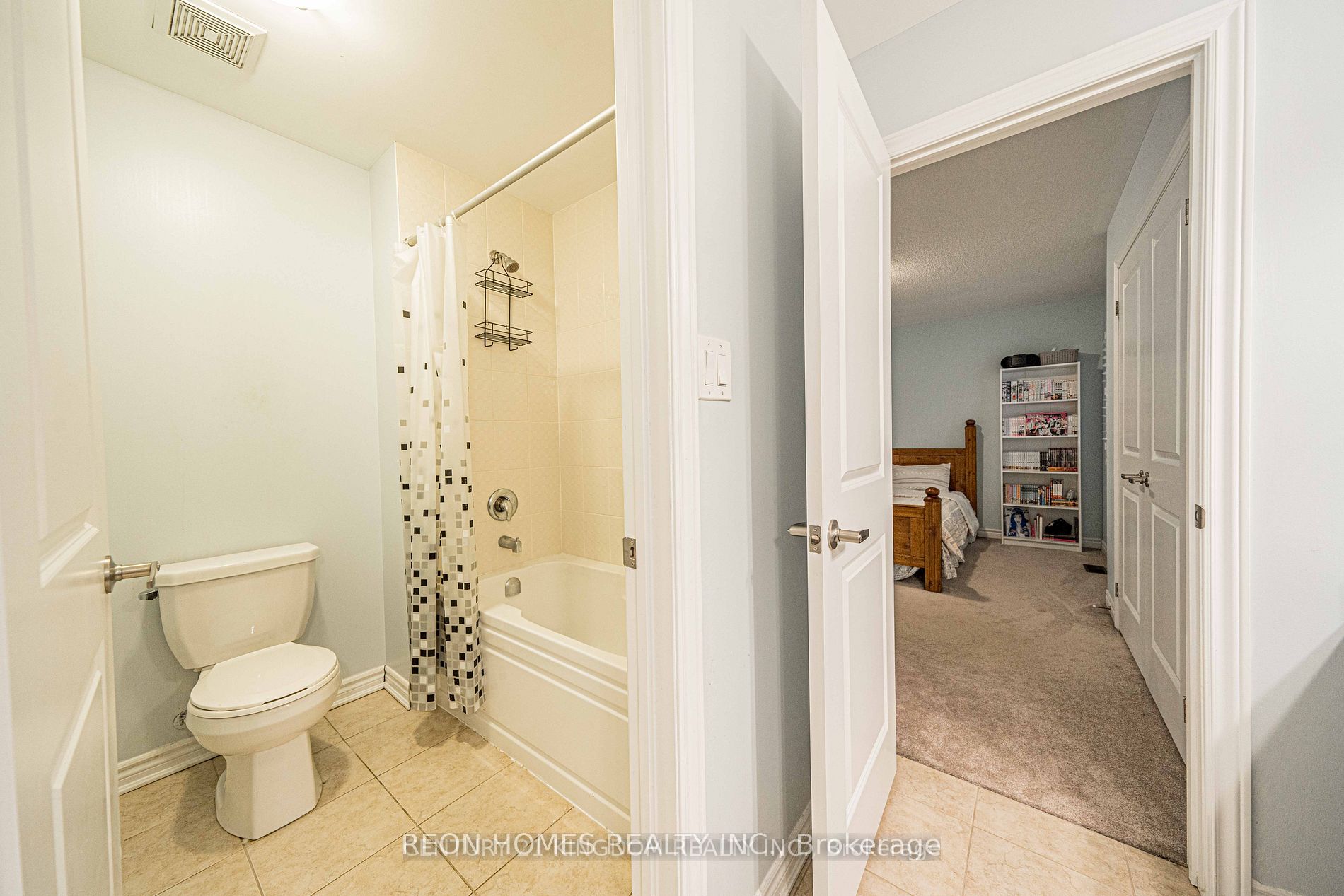 2142 Saffron Dr