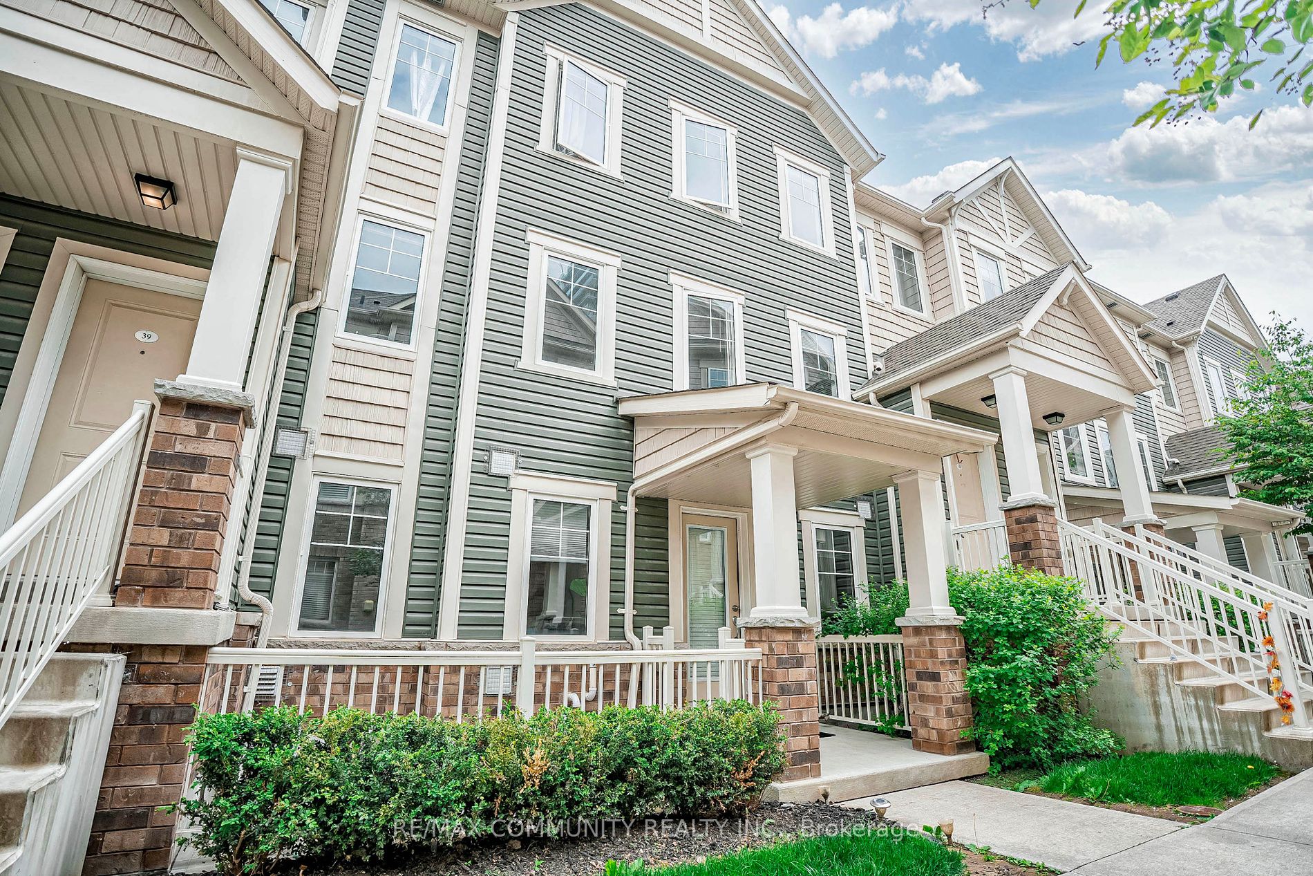 2500 Hill Rise Court, #40