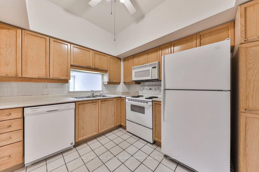 115 Bonis Ave, #609