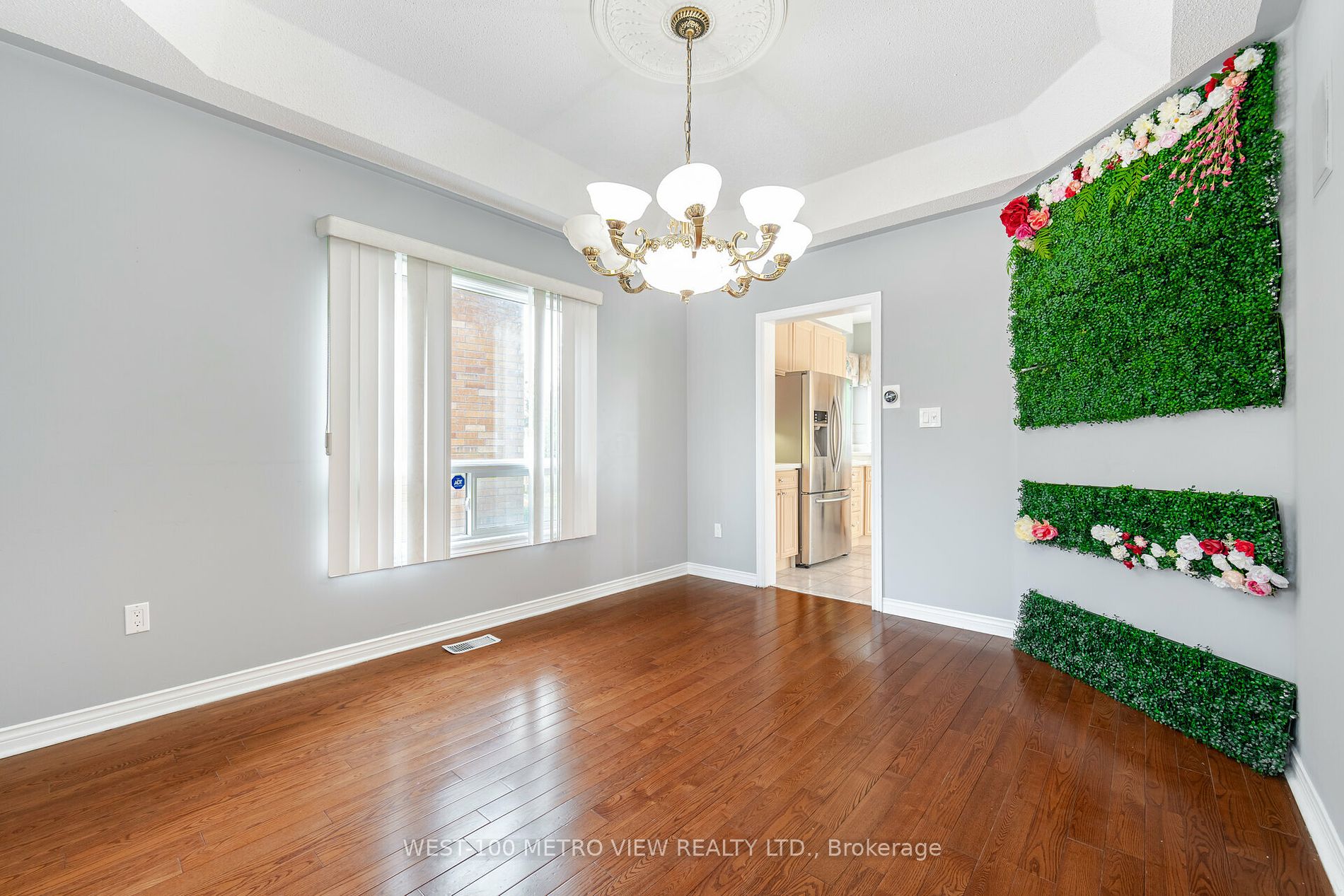 2357 Southcott Road