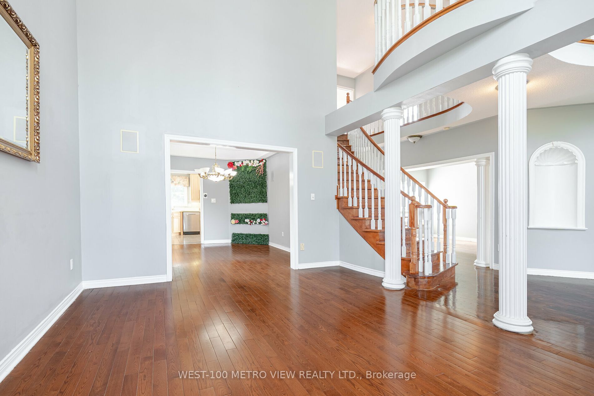 2357 Southcott Road