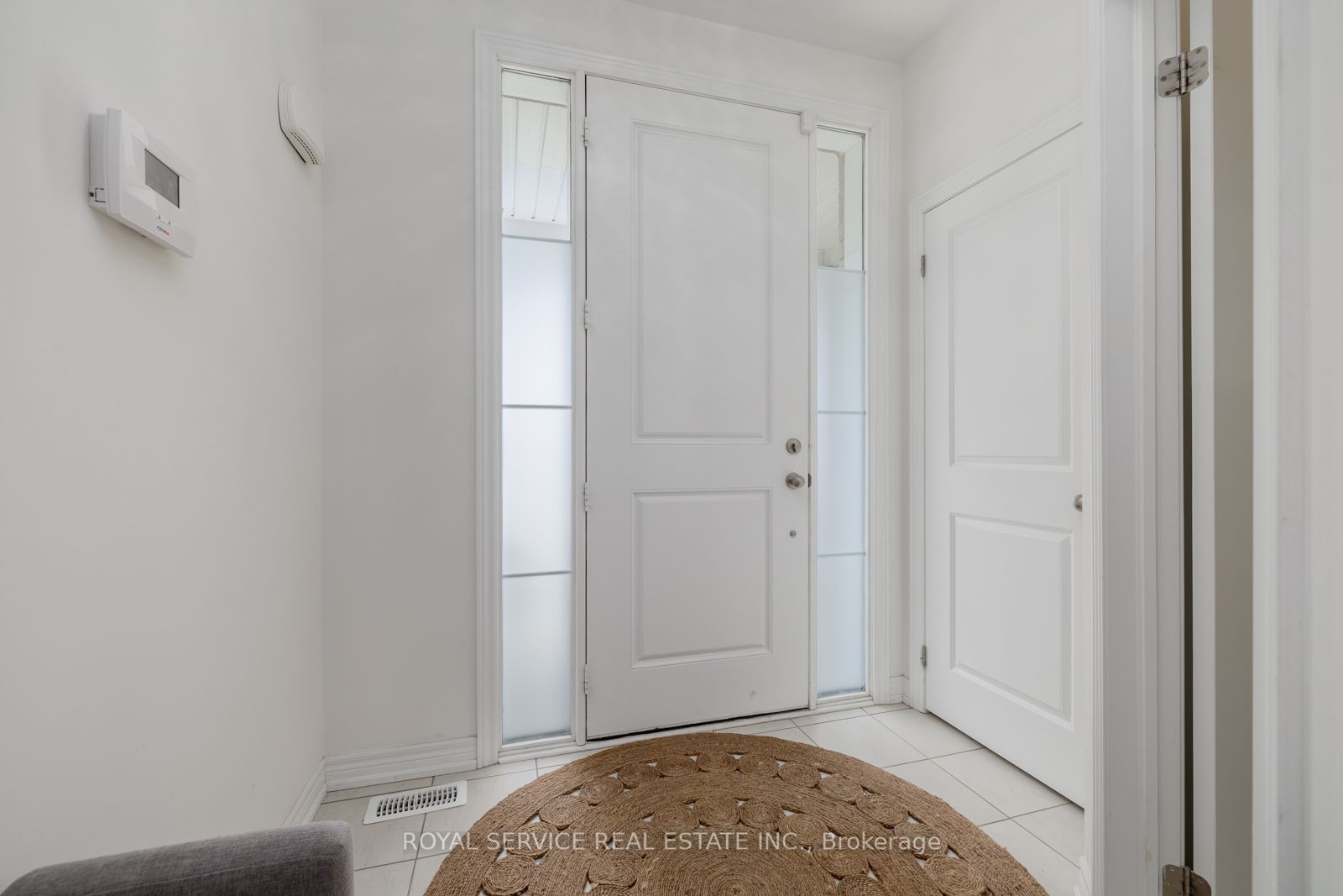 15 Thomas Bird Street