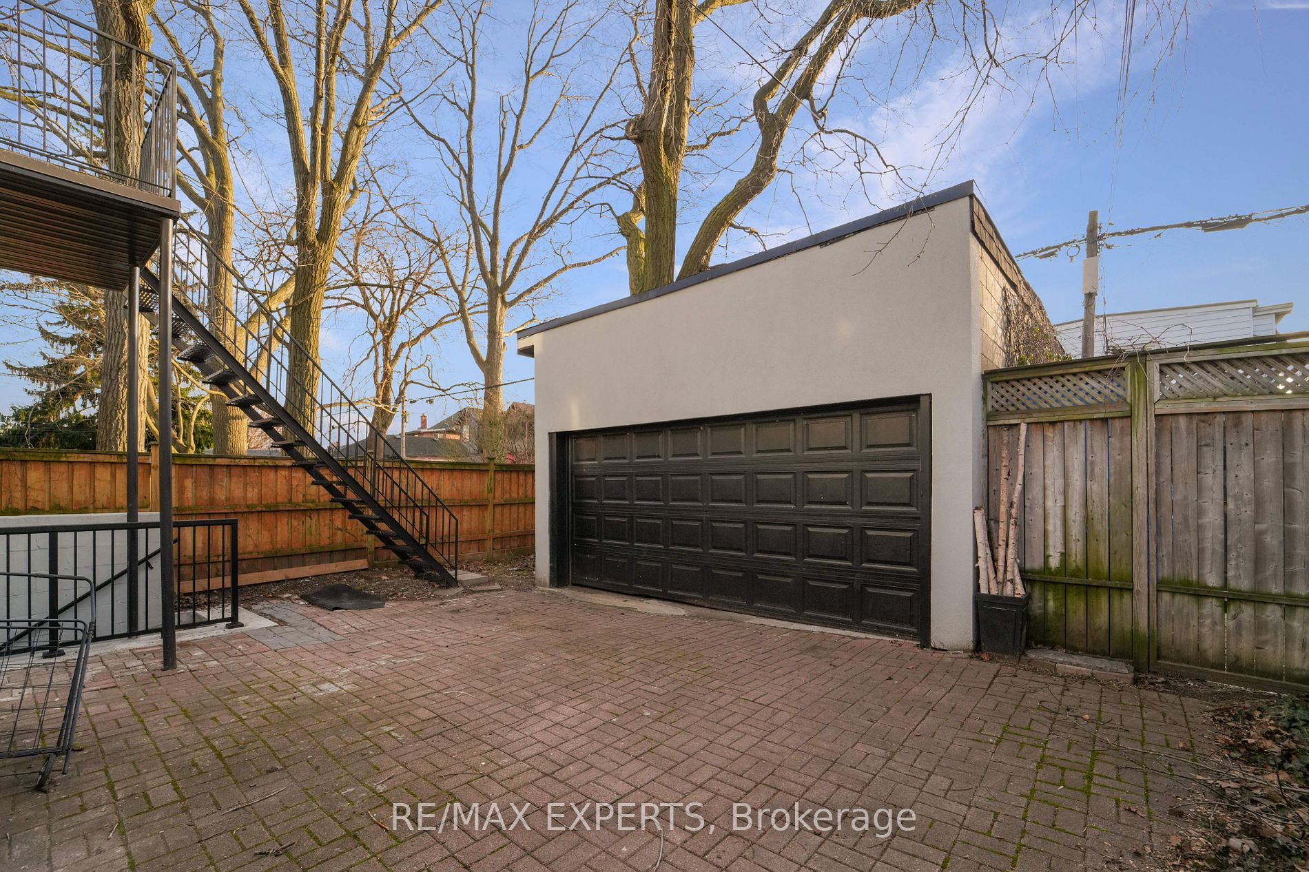 434 Victoria Park Avenue