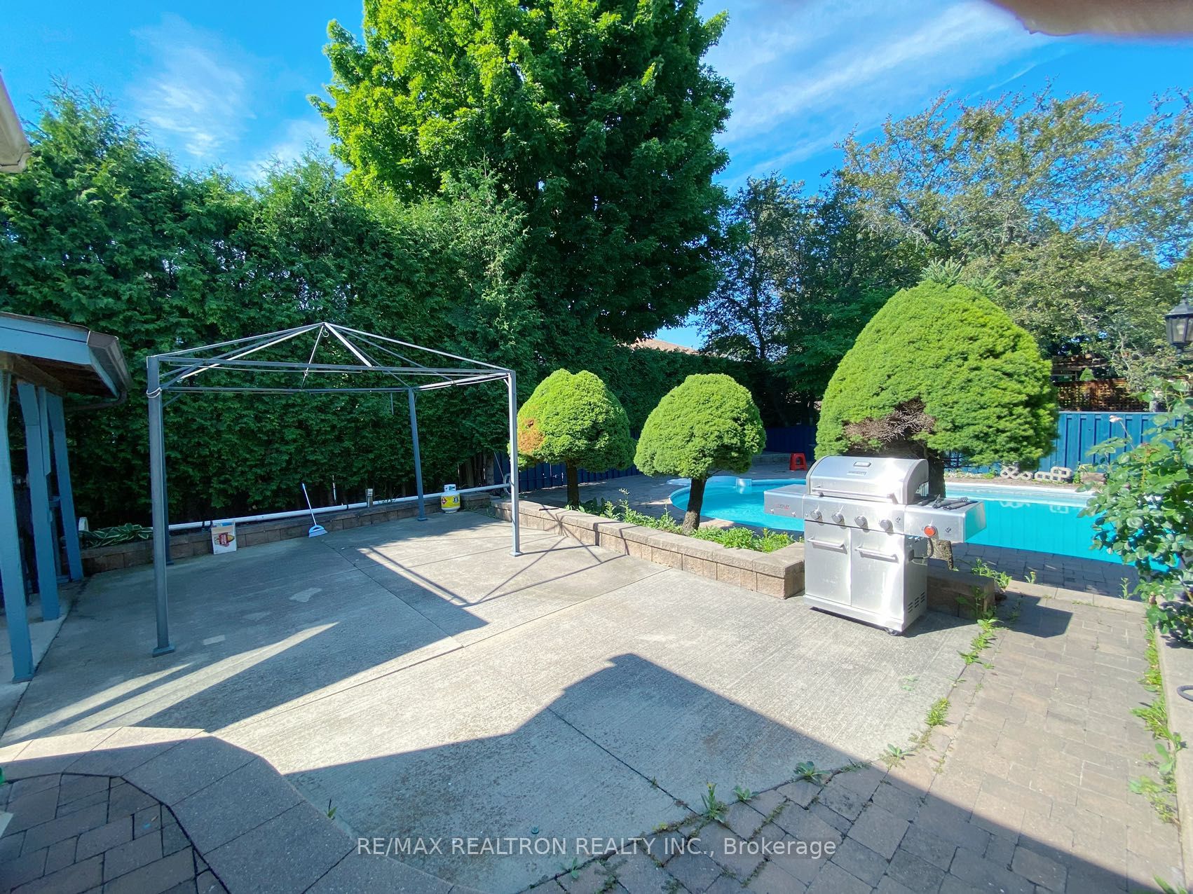 16 Coulton Crt