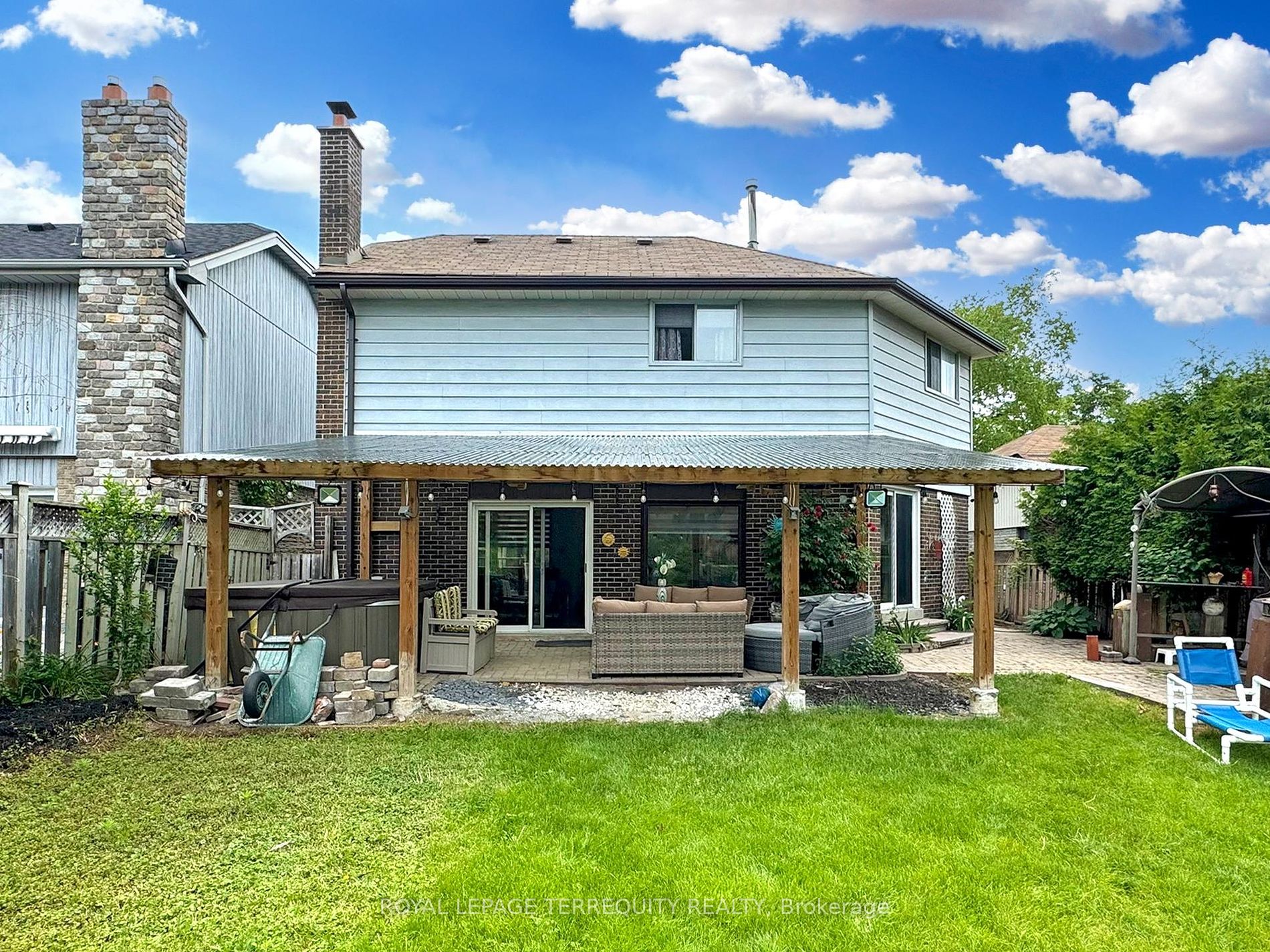 1844 Shadybrook Dr