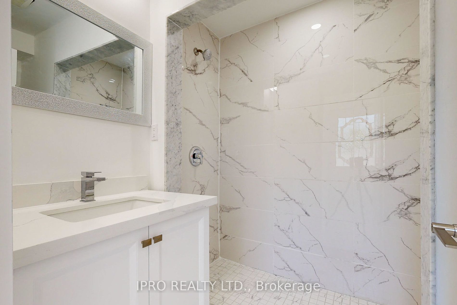 1619 Finch Ave