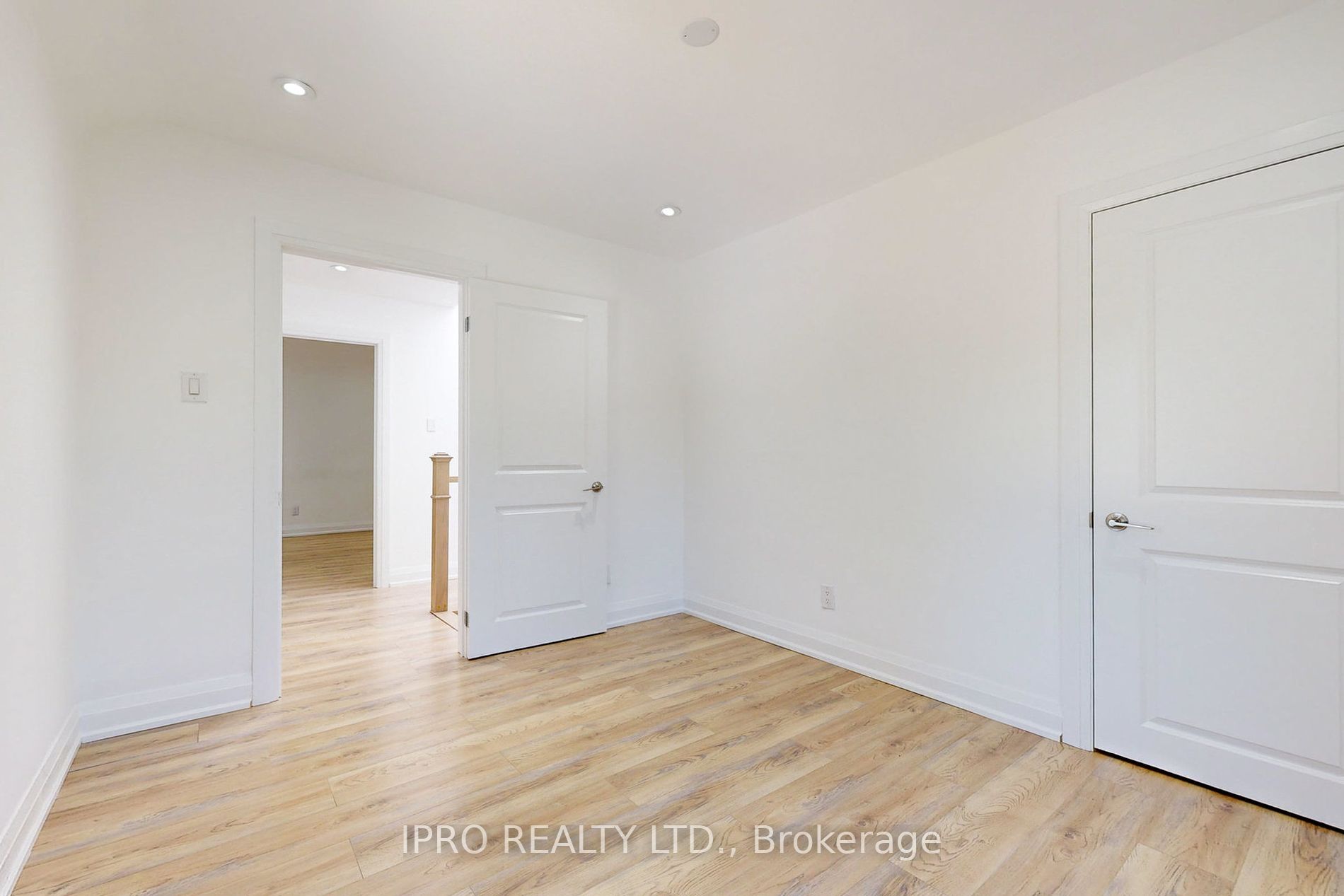 1619 Finch Ave