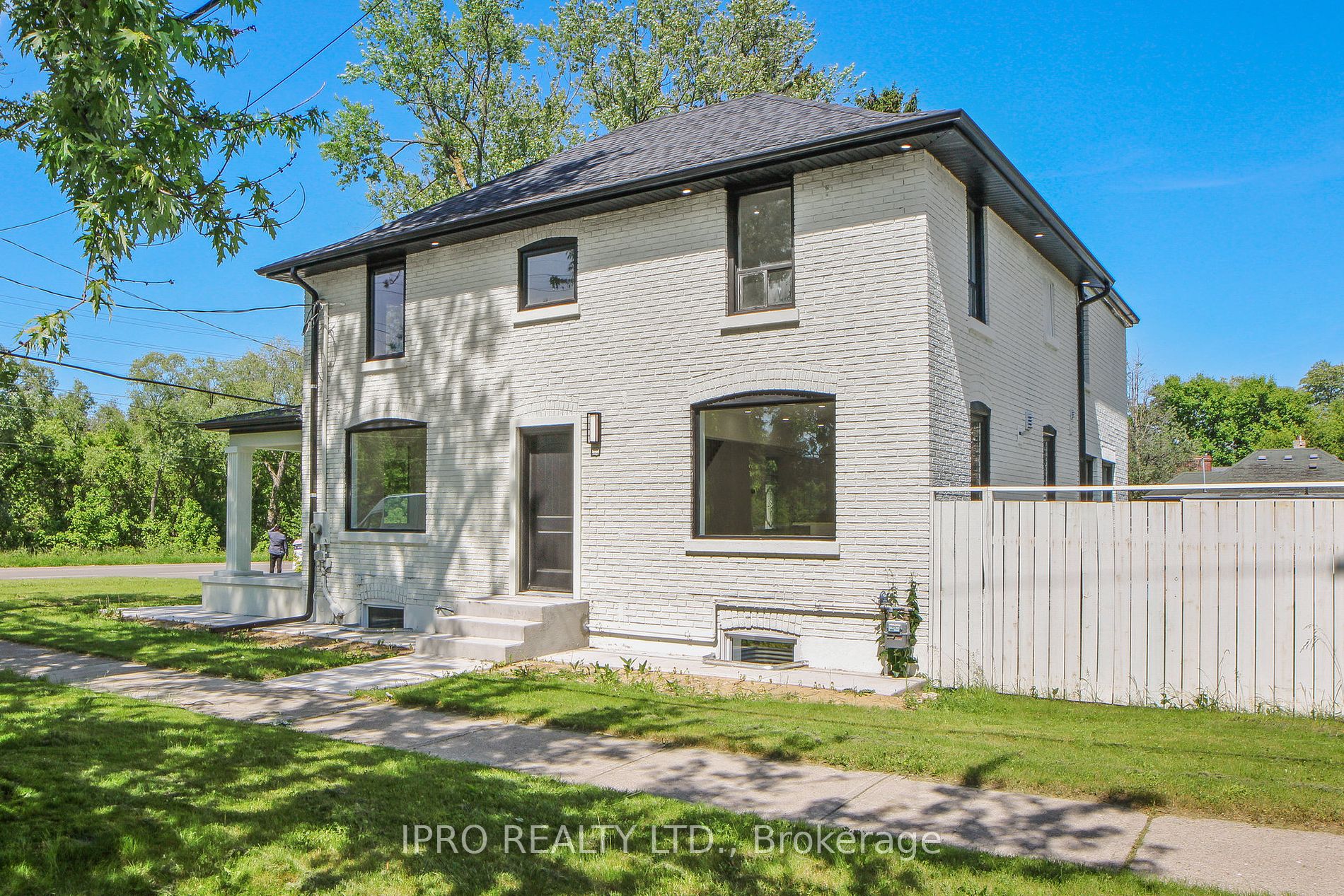 1619 Finch Ave