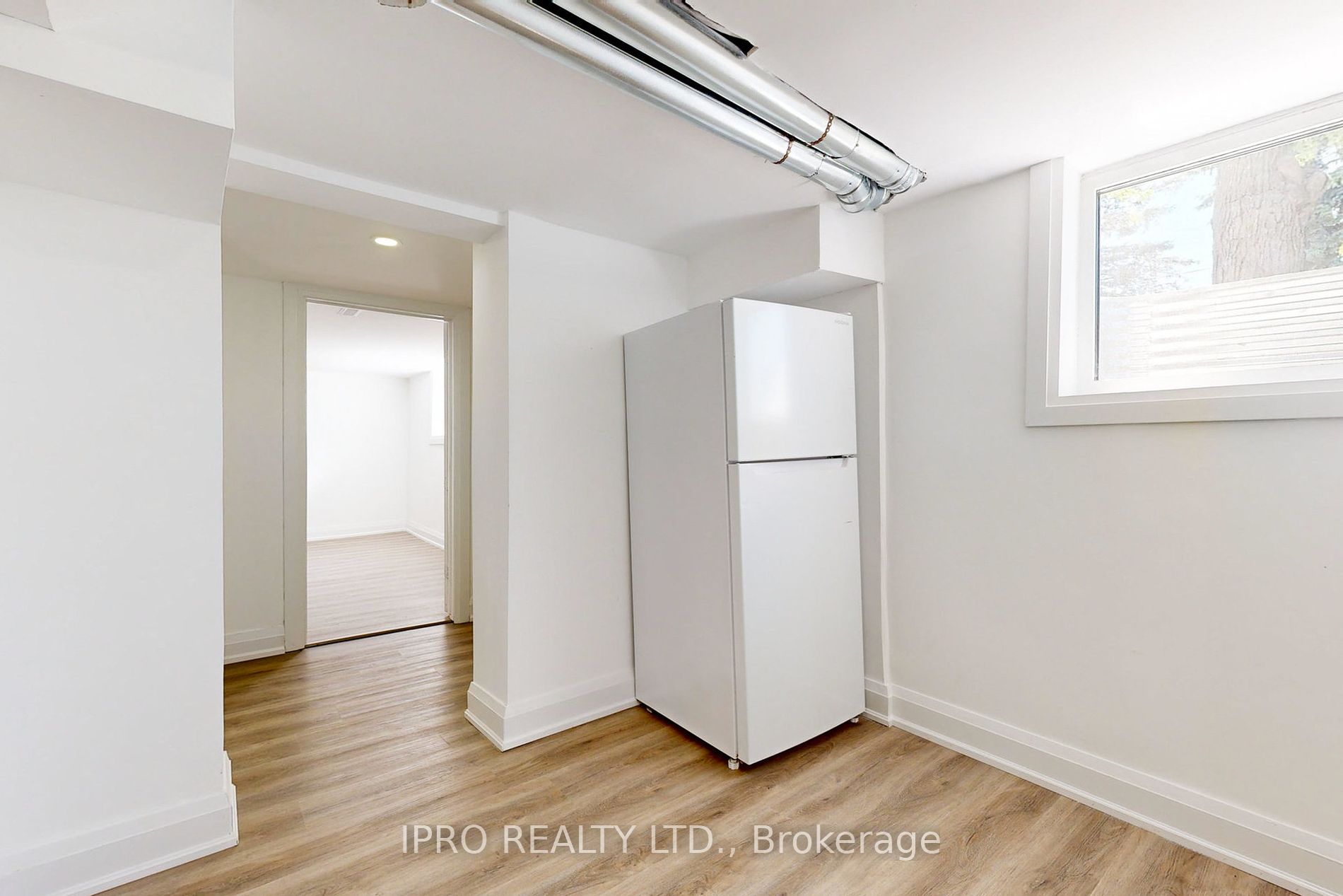 1619 Finch Ave