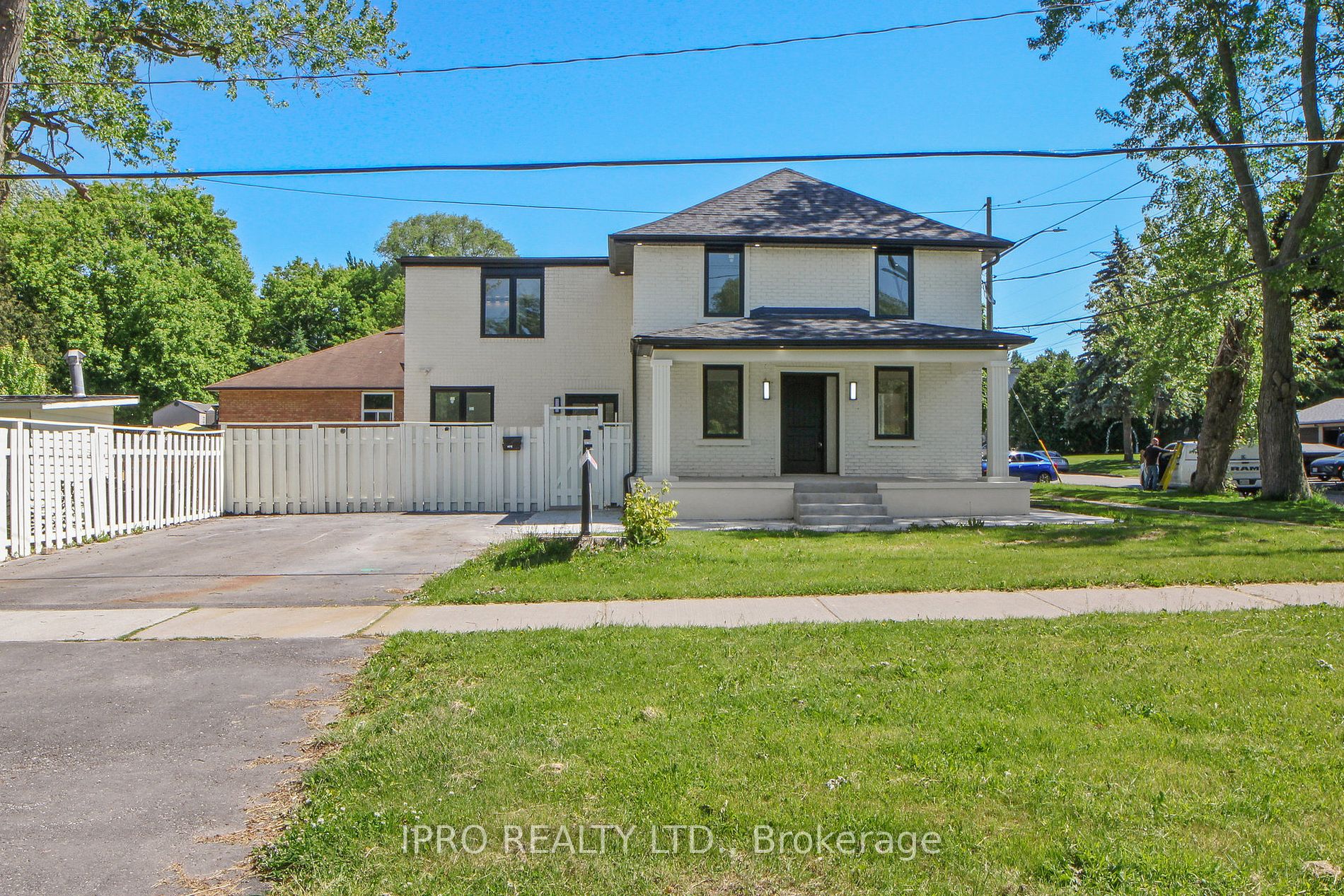 1619 Finch Ave