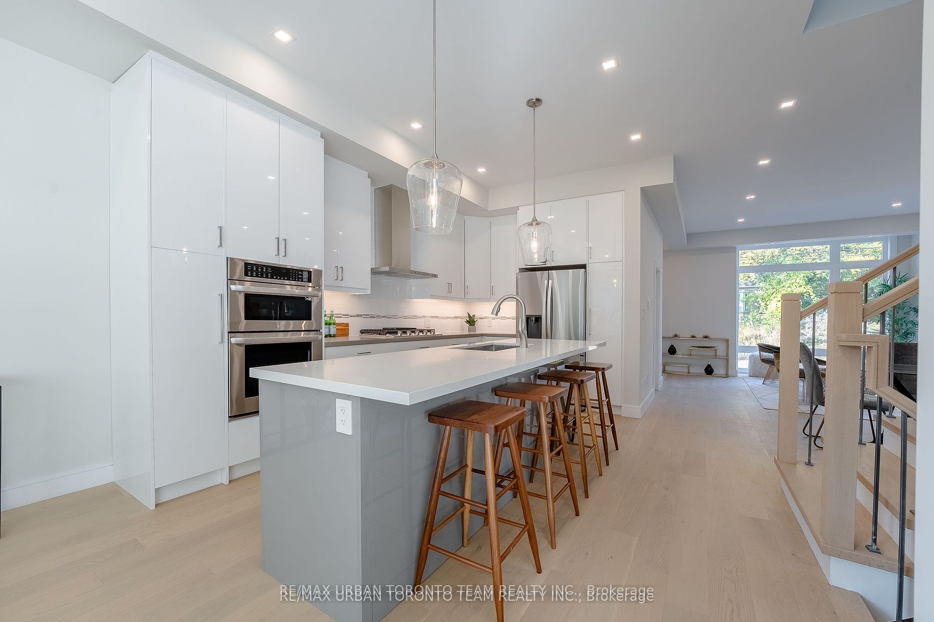 141 Kalmar Ave