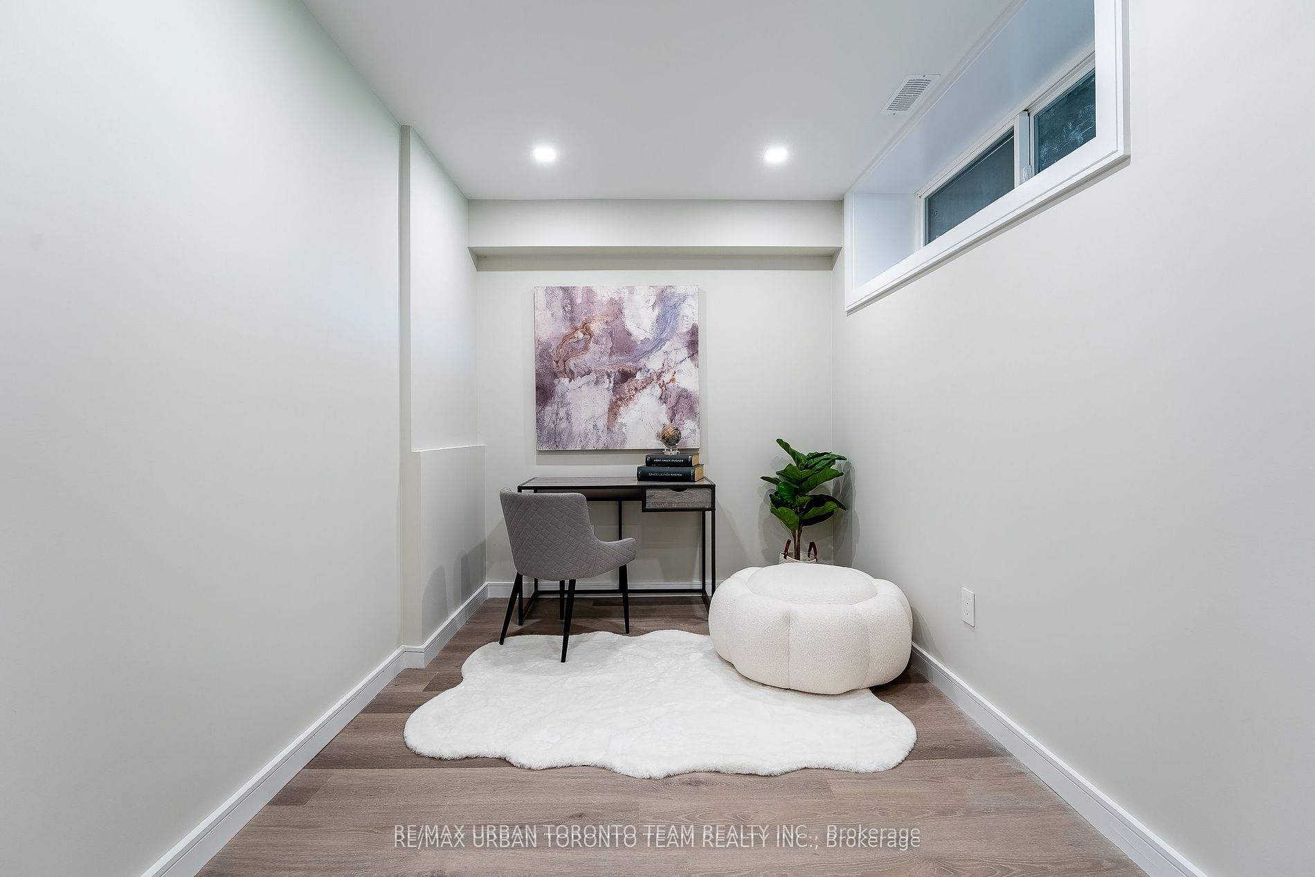 141 Kalmar Ave