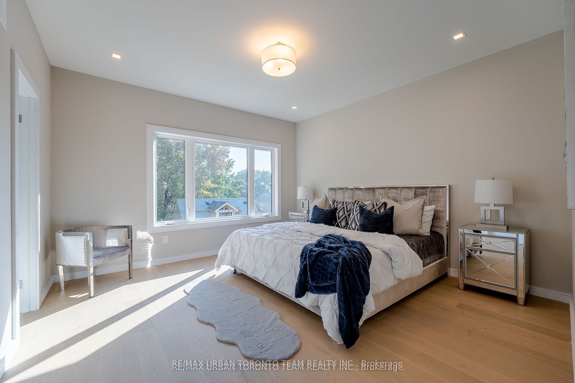 141 Kalmar Ave