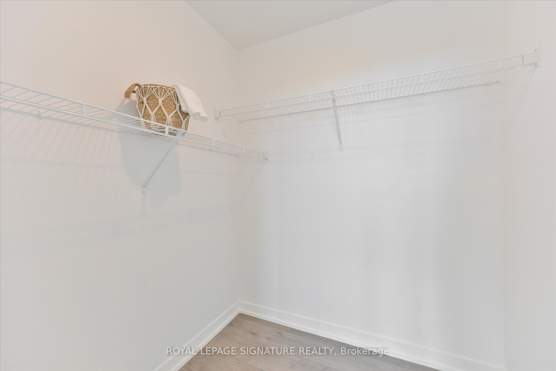 1401 O'connor Drive #715