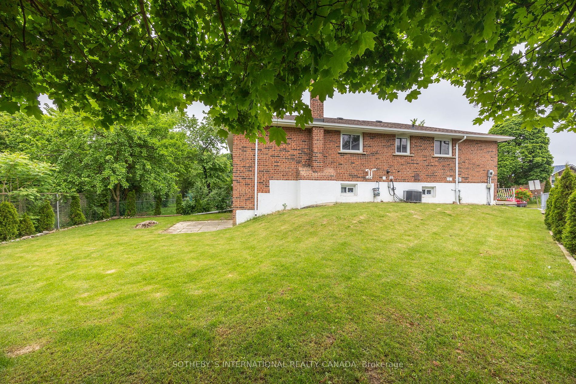 54 Millhouse Crescent