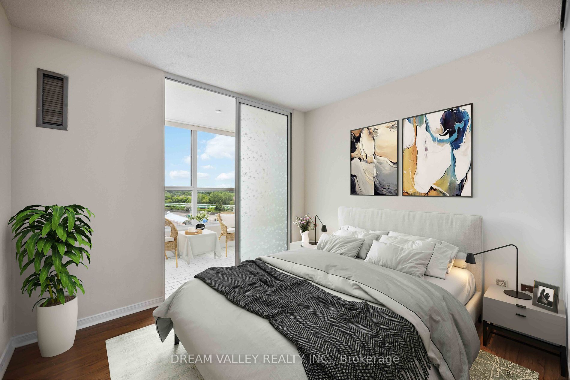 330 Mccowan Road, #906