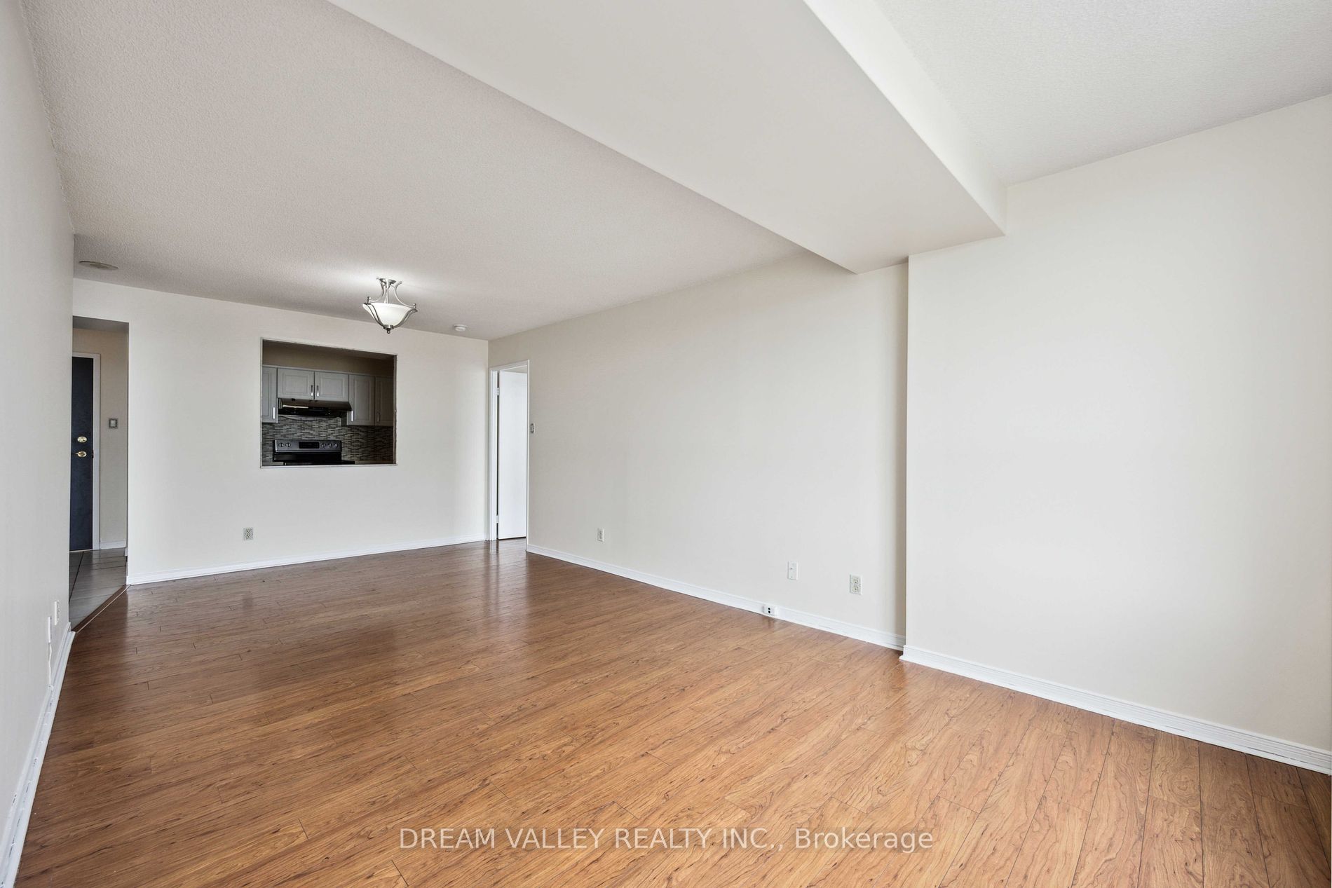 330 Mccowan Road, #906