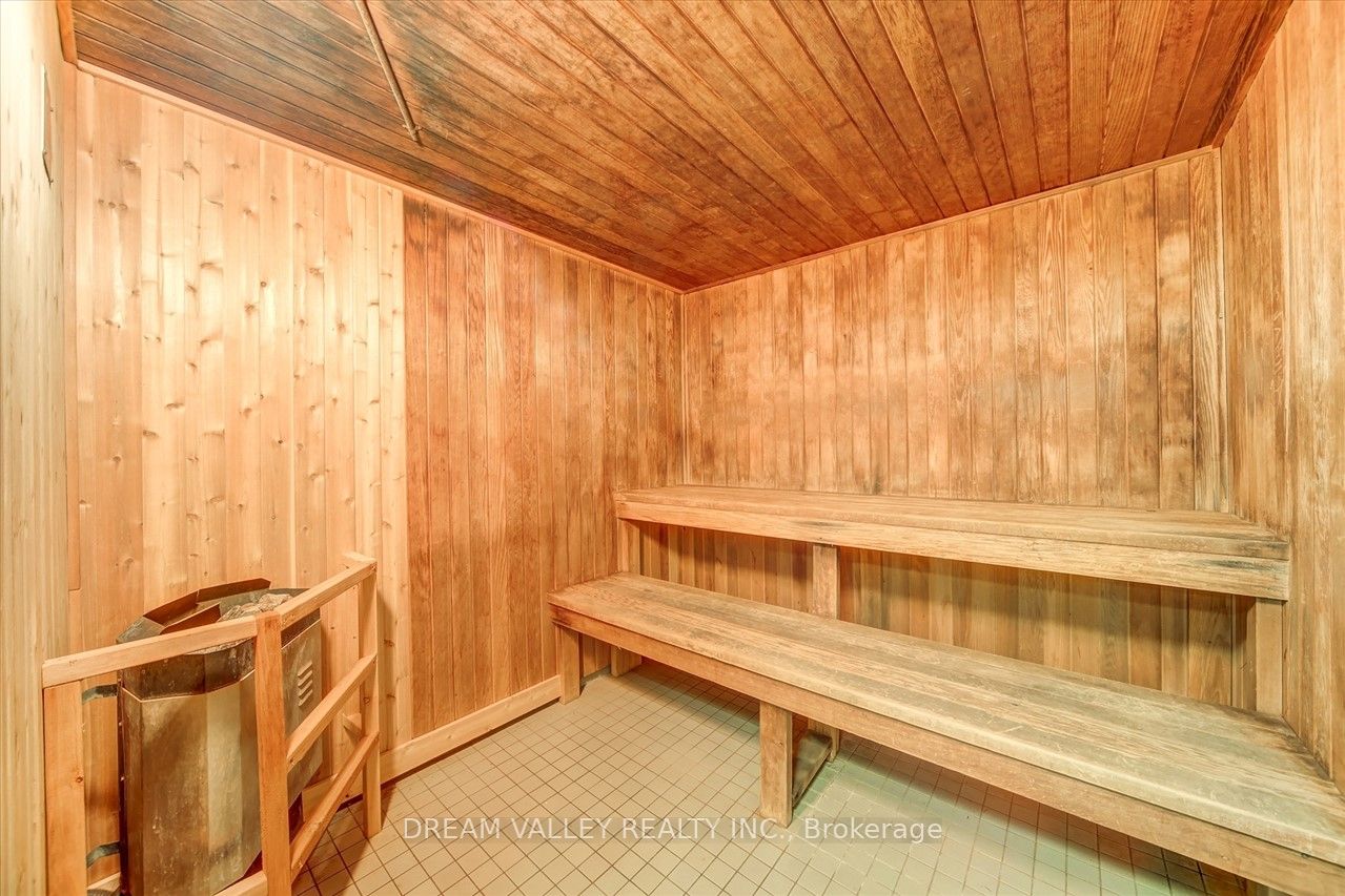 330 Mccowan Road, #906