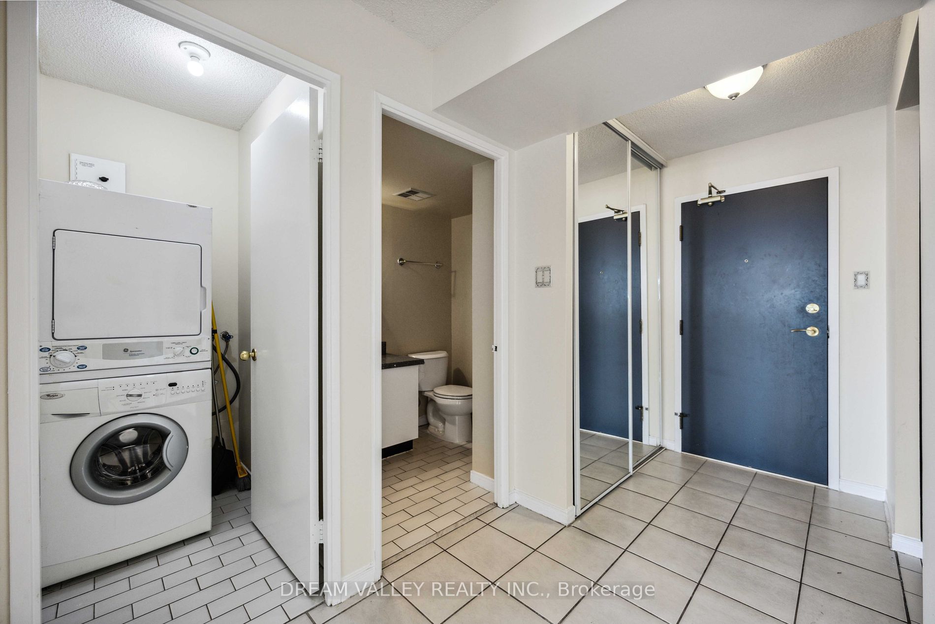 330 Mccowan Road, #906