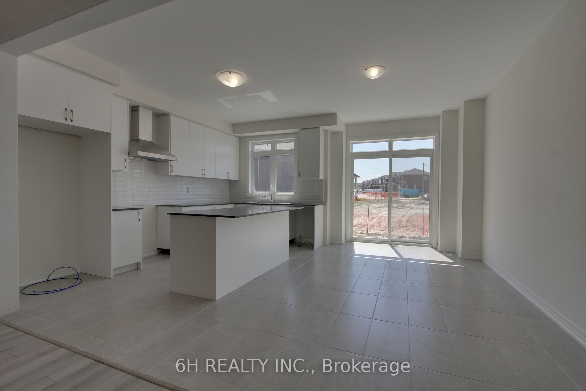 2608 Hibiscus Drive