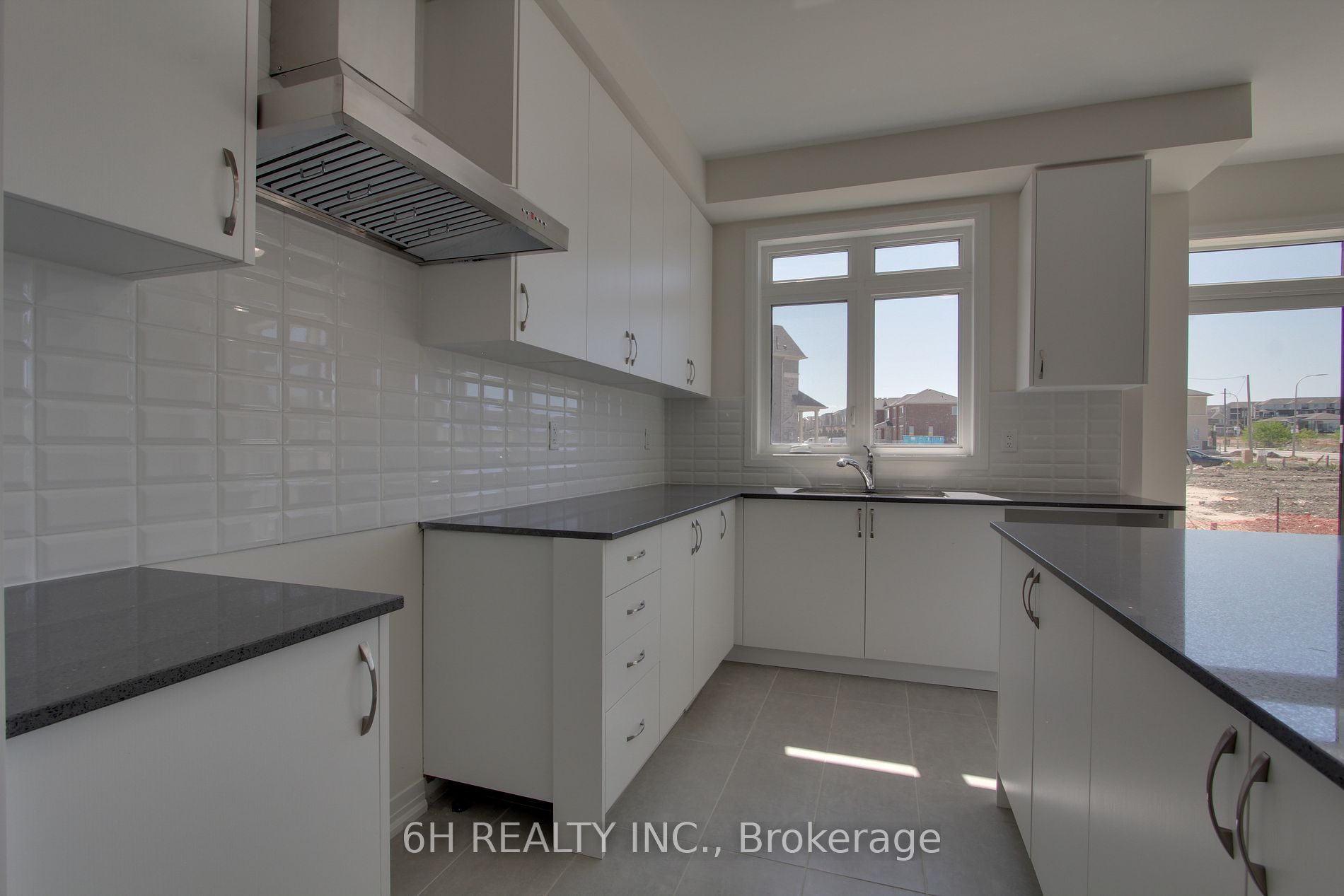 2608 Hibiscus Drive