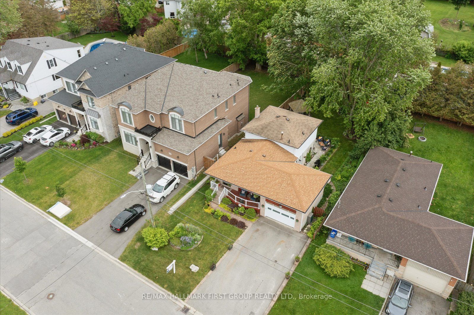 1283 Old Orchard Avenue