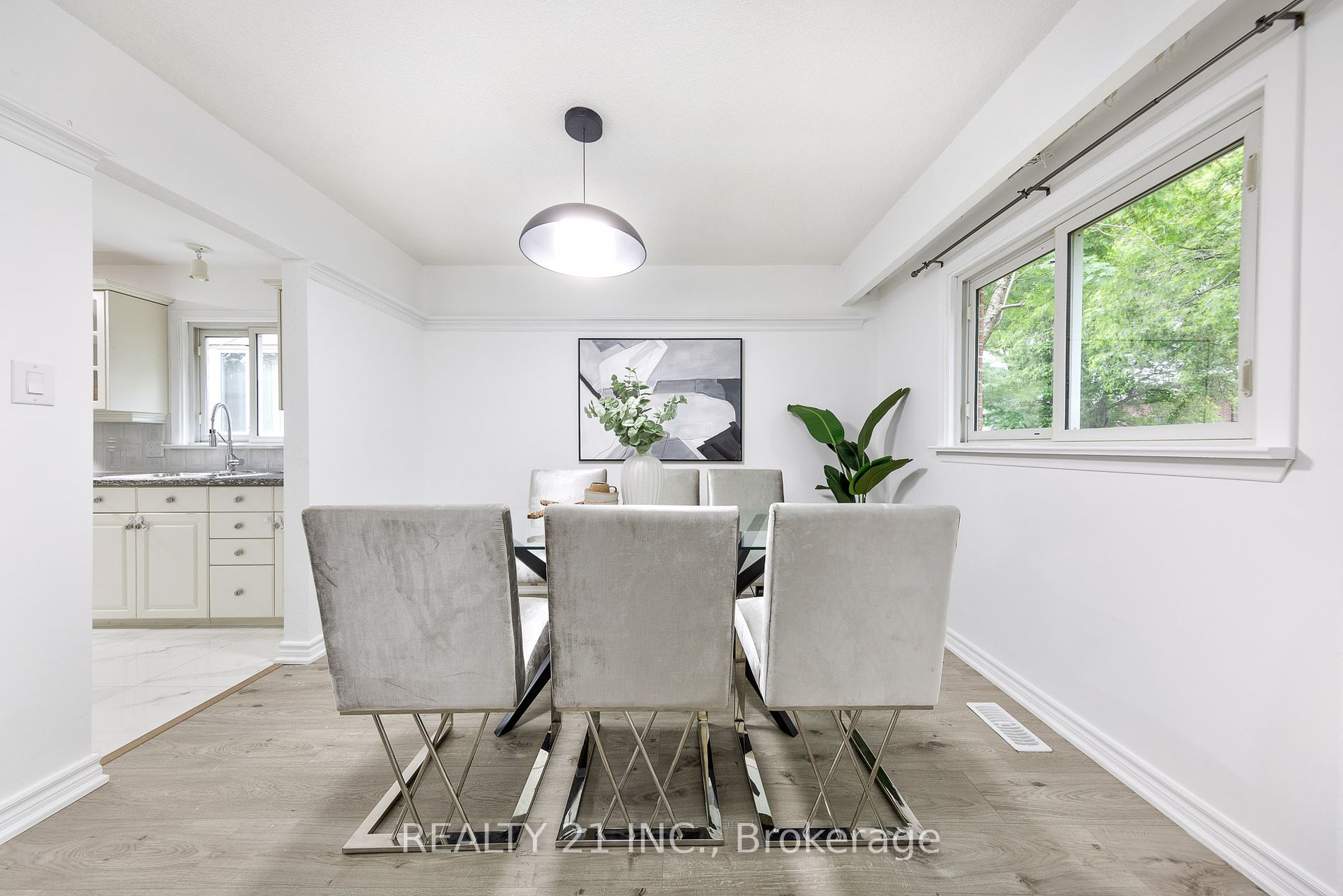 27A St Quentin Ave