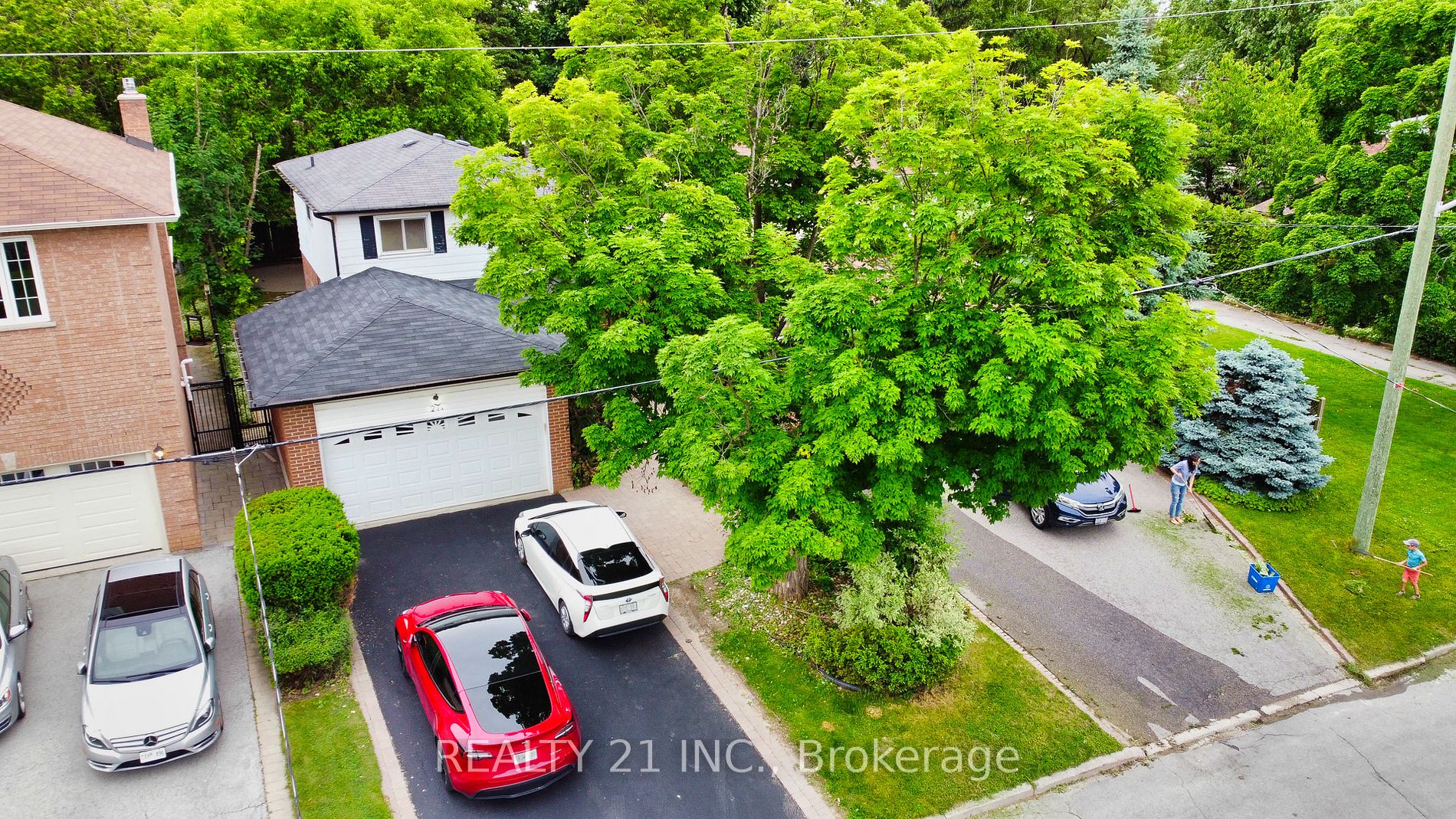 27A St Quentin Ave