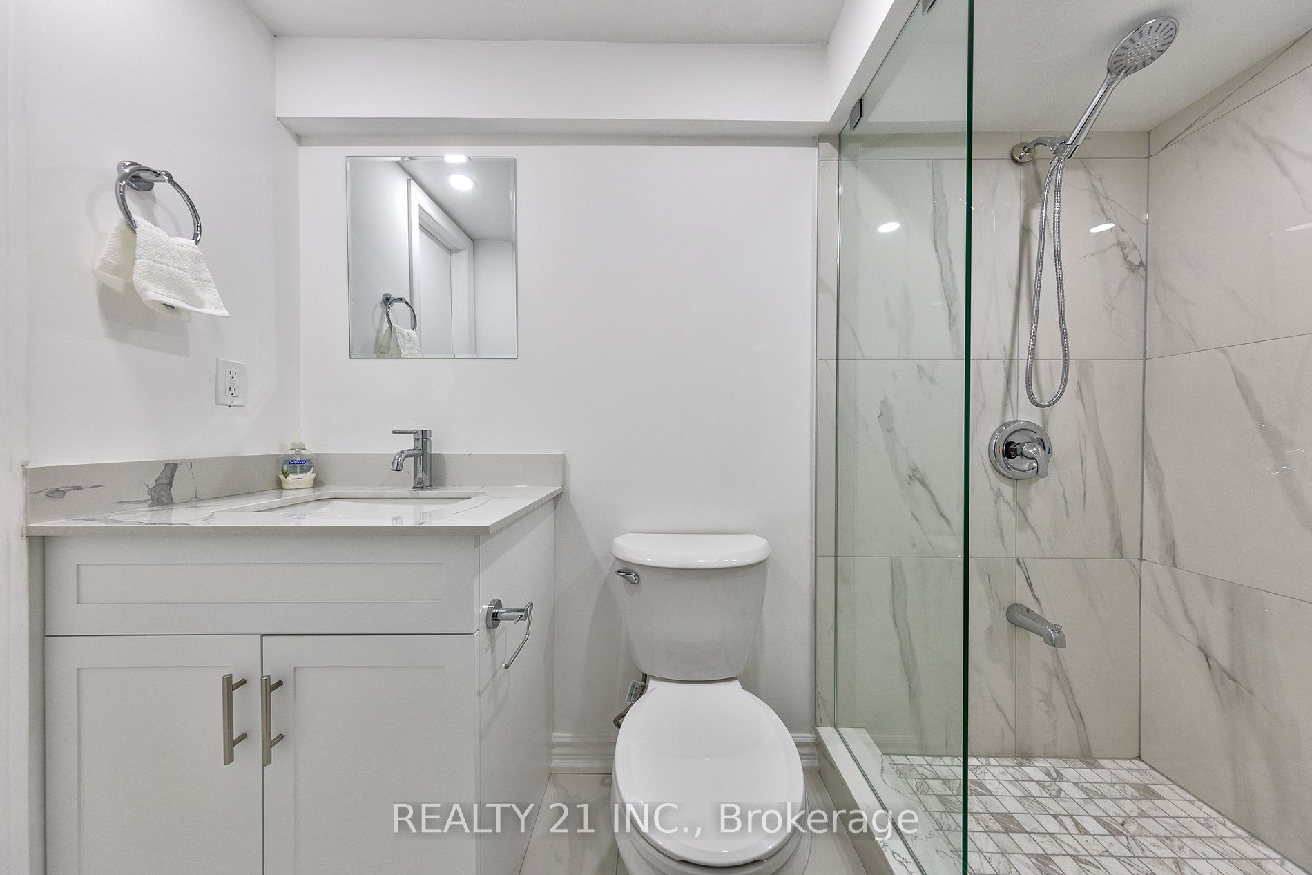 27A St Quentin Ave