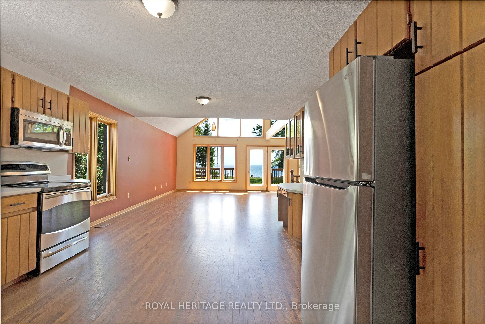52 West Beach Road
