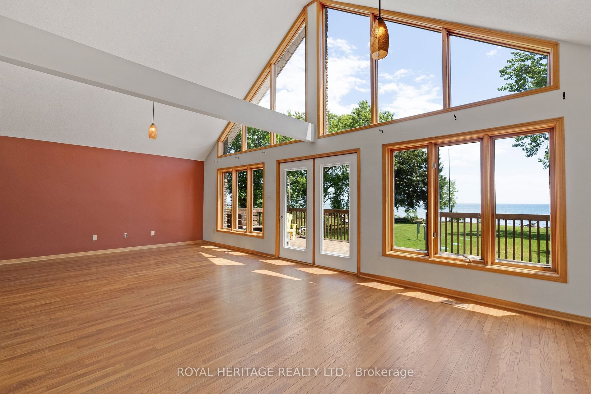 52 West Beach Road
