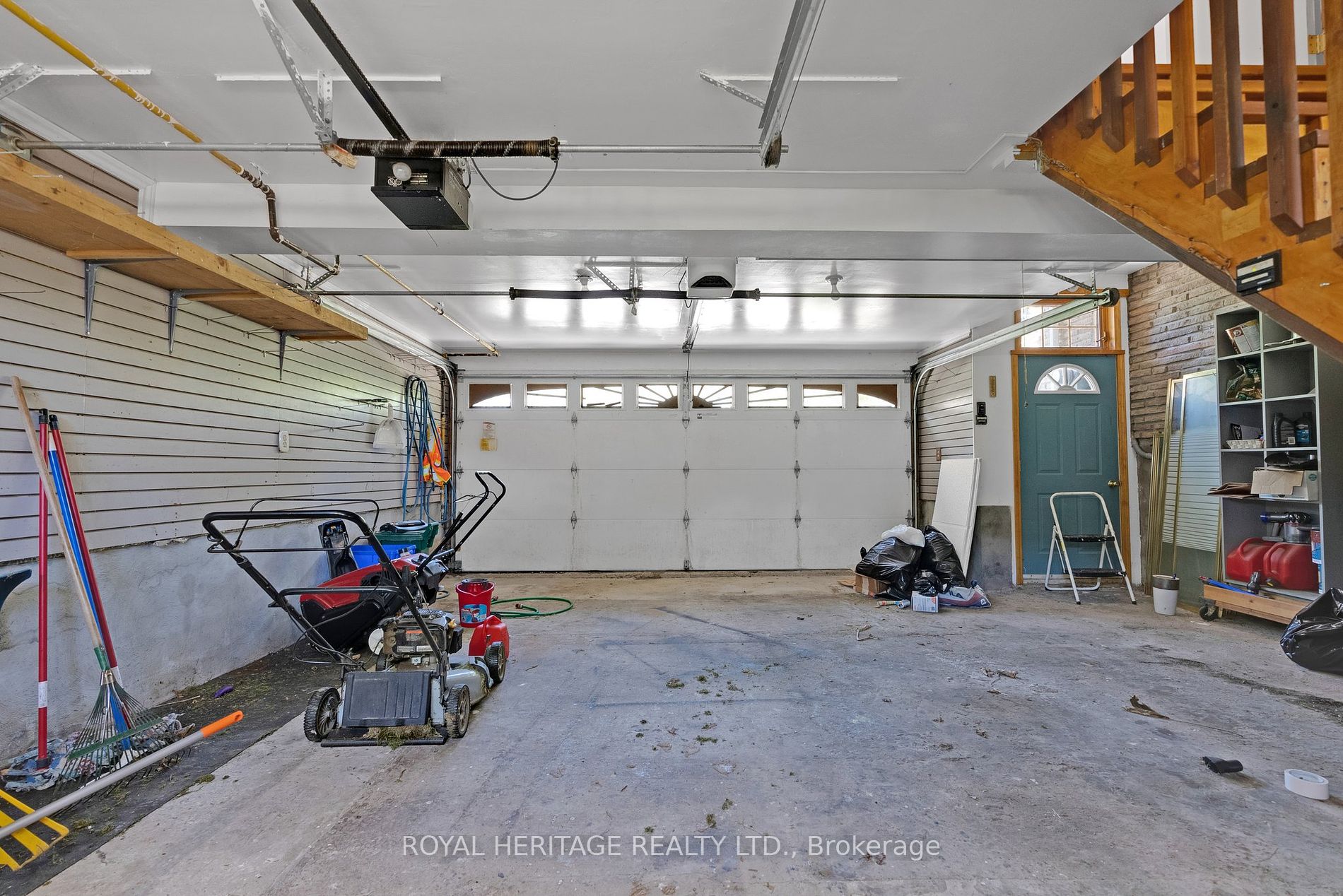 52 West Beach Road