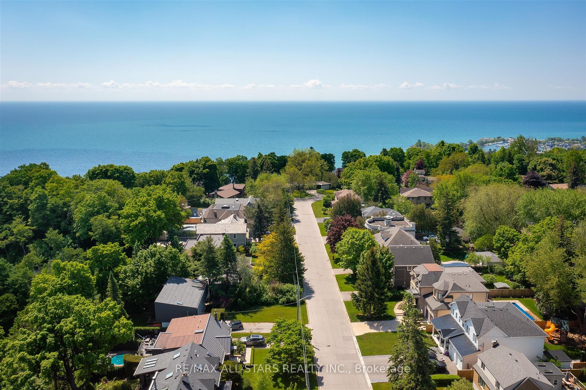 9 Fenwood Heights